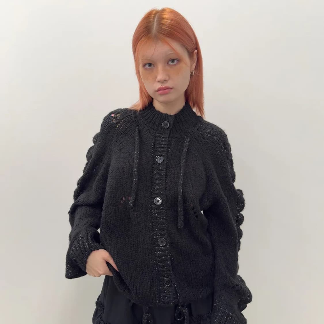 타입서비스 가디건 Glittered Knit Strap Cardigan  상품이미지2