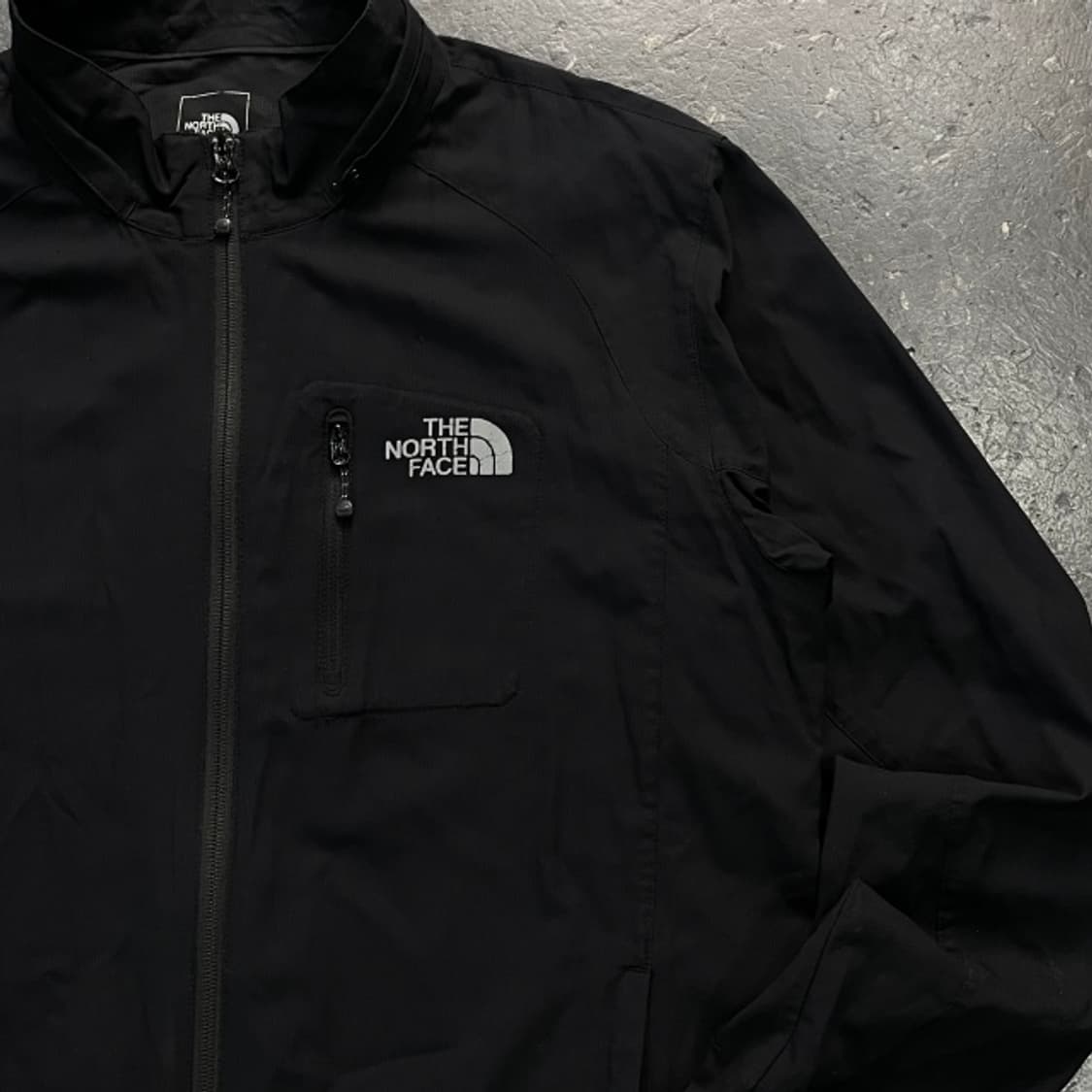 100 노스페이스 경량 바람막이 상품이미지2