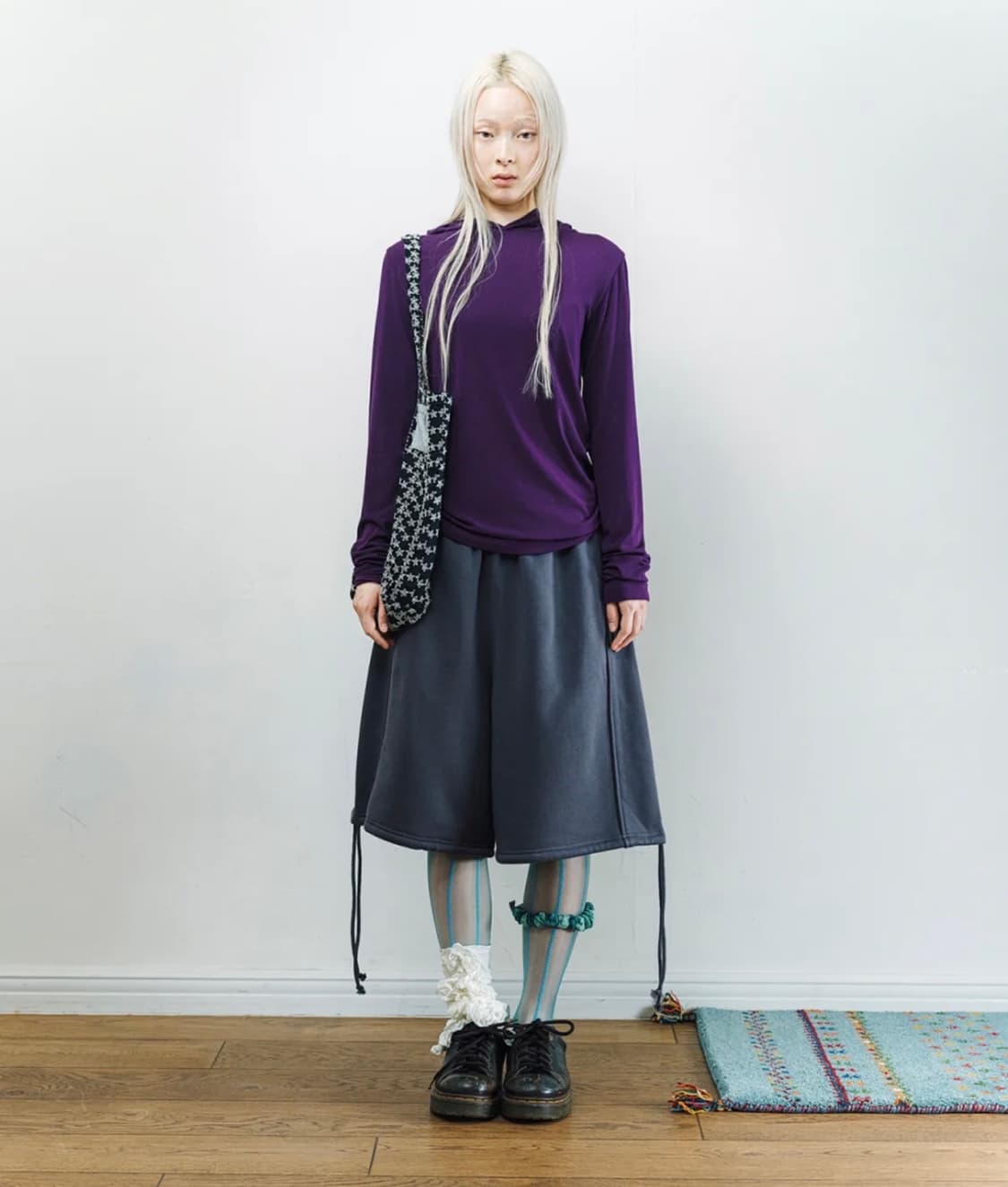 코이세이오 038 LINE SWEAT SHORTS CHARCOAL 상품이미지1