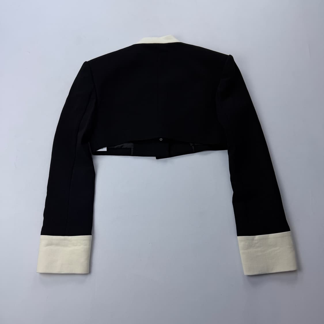 KIMHEKIM 김해김 투톤 크롭 자켓 34 상품이미지7