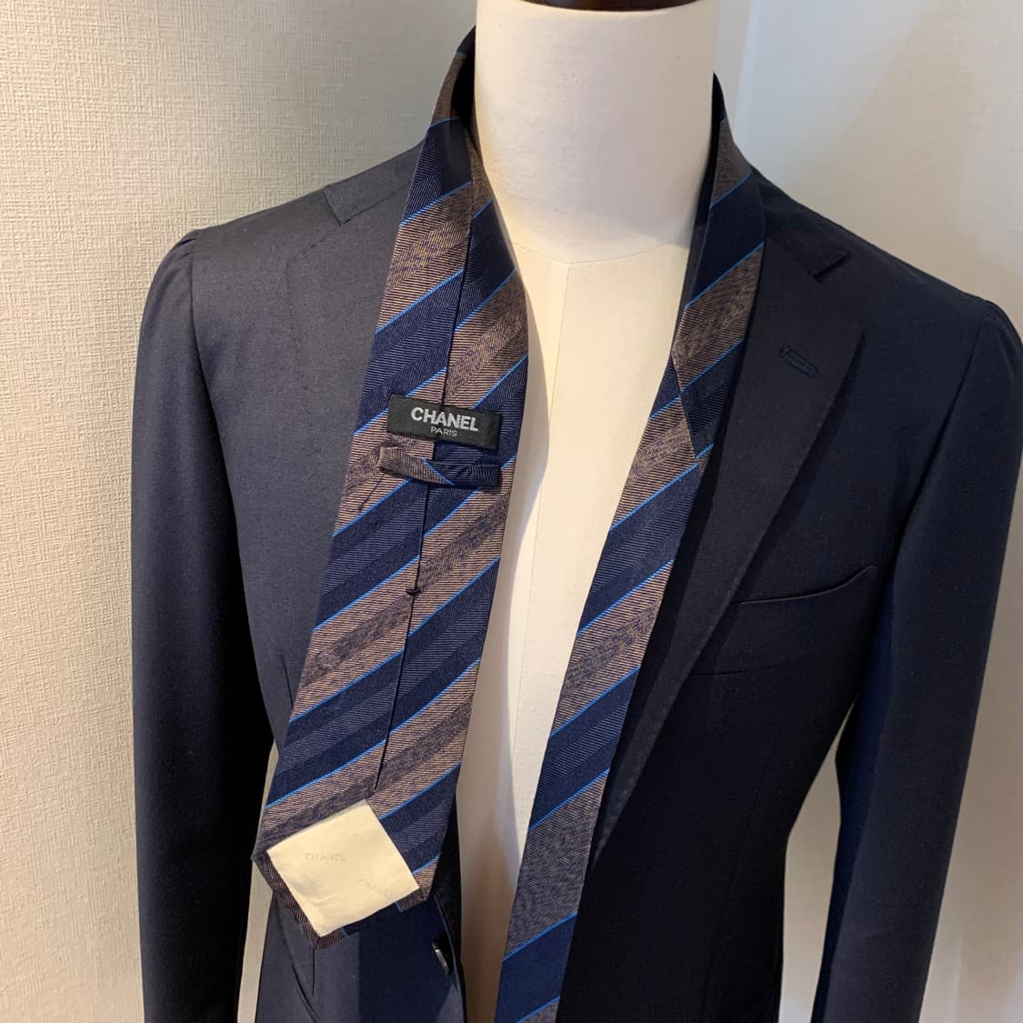 샤넬(CHANEL) 레지멘탈 명품넥타이 100실크 A등급 8.3cm 상품이미지2