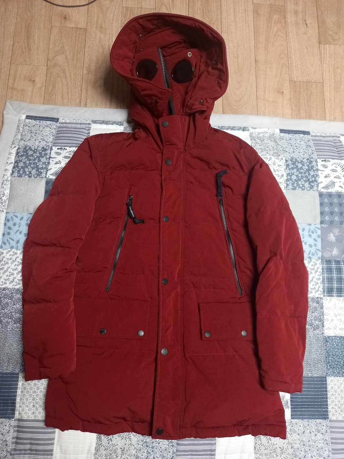 C.P 컴퍼니 고글 패딩       100 상품이미지1