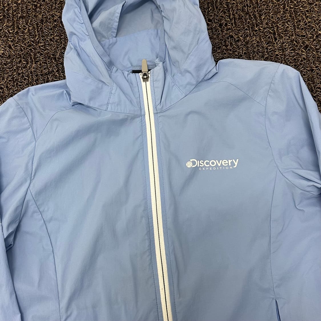 디스커버리 여성 경량 바람막이 자켓 90사이즈 상품이미지2