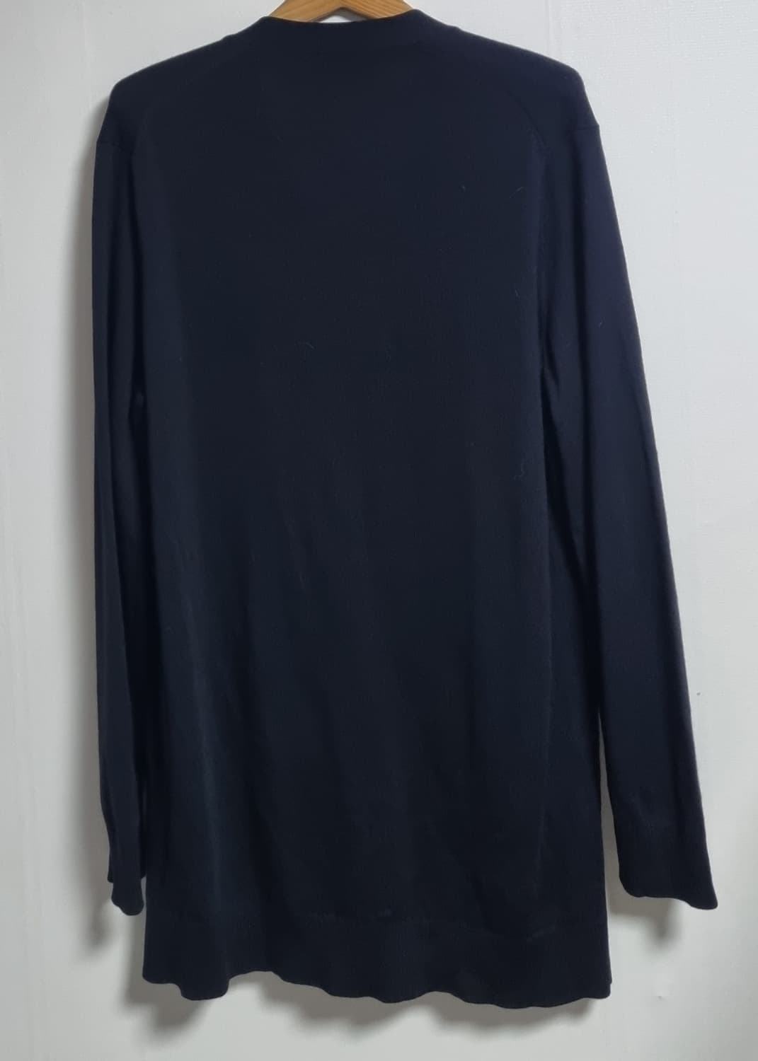 L (77) 띠어리 블랙 메리노울100% 롱 니트 가디건 상품이미지2