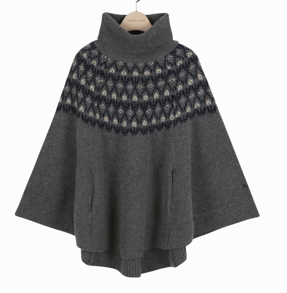 써스데이 아일랜드 터틀넥 망토 케이프 니트 상품이미지7