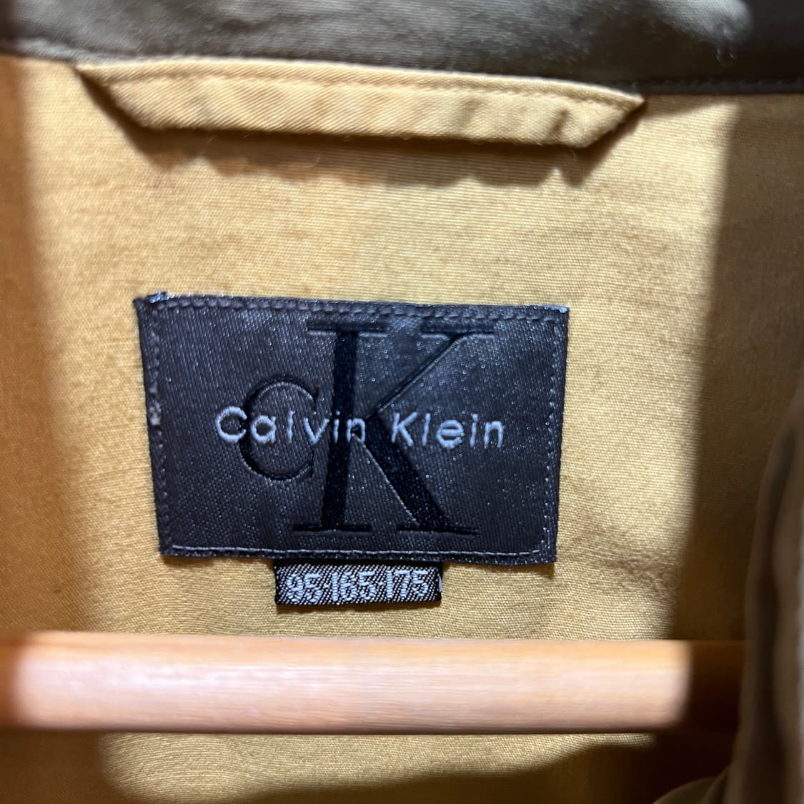 캘빈클라인 봄버 자켓 옐로우 상품이미지3