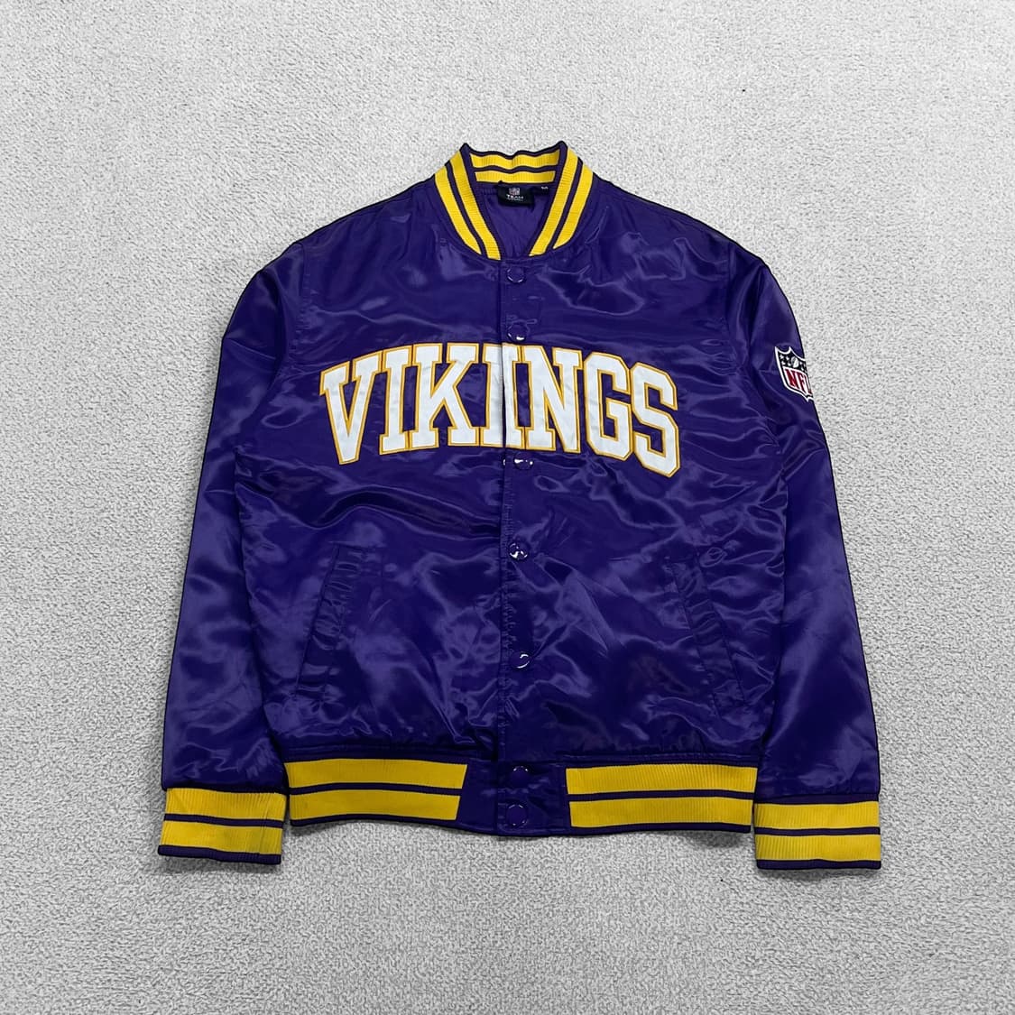 NFL 바이킹스 나일론 바시티 자켓 퍼플 상품이미지1