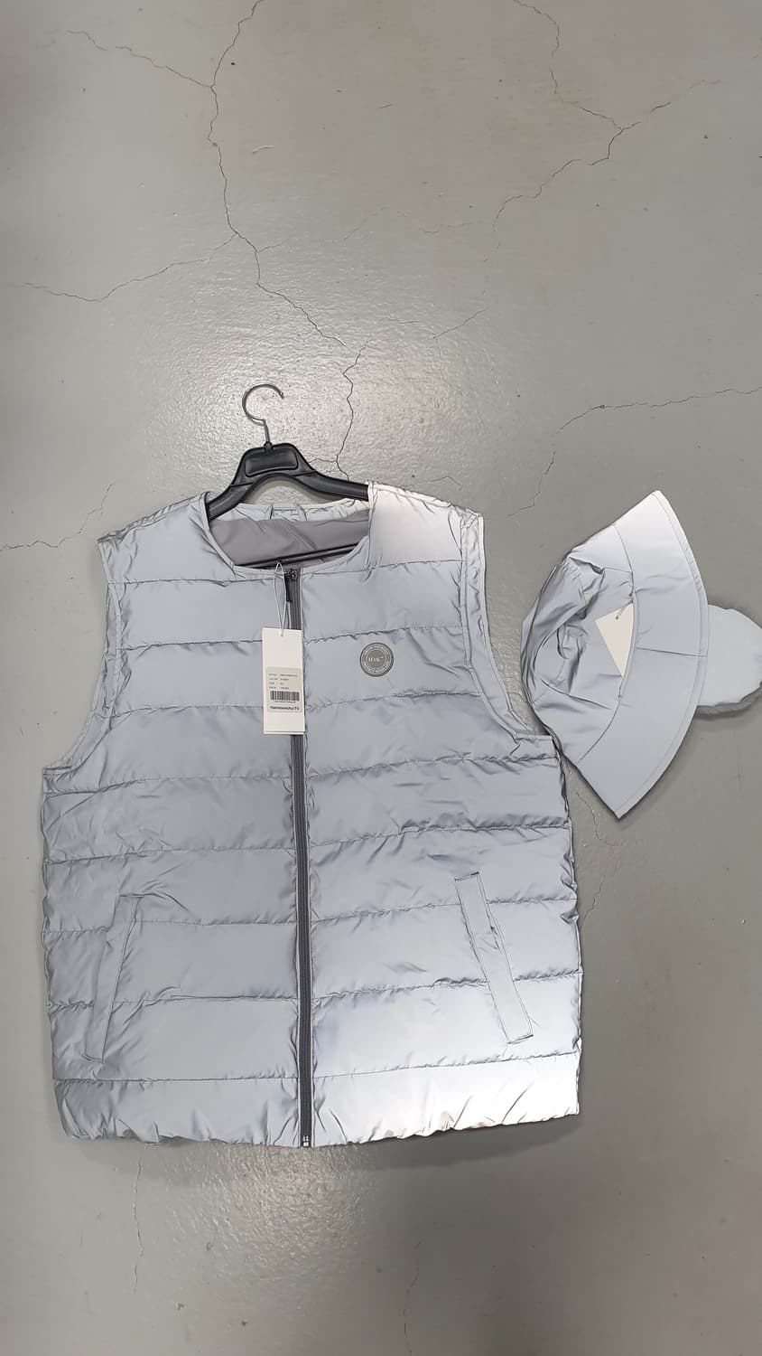 새거 한문철TV 반광 패딩 조끼 XL & 모자 세트 상품이미지1