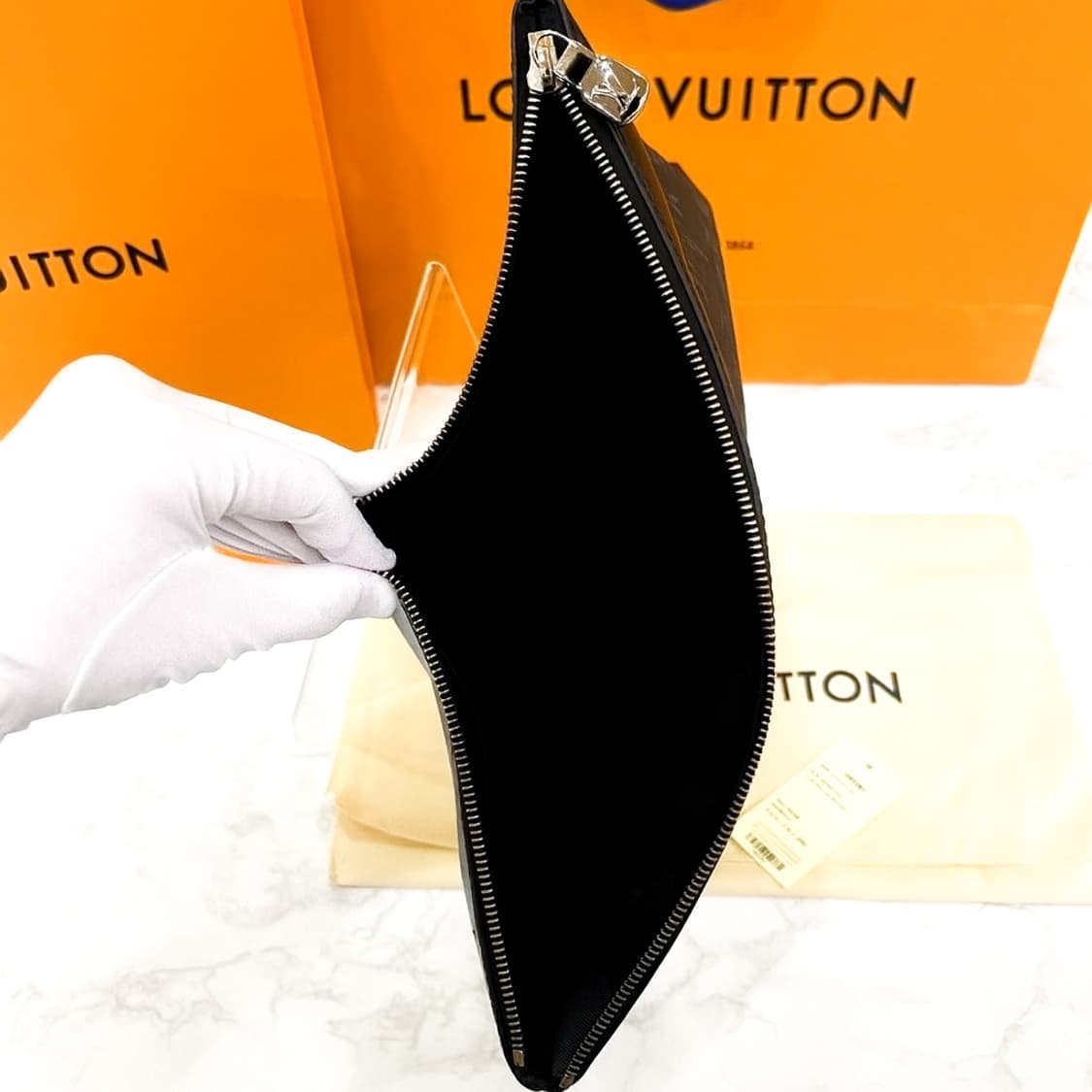 루이비통 이클립스 포쉐트 아폴로 클러치 상품이미지4