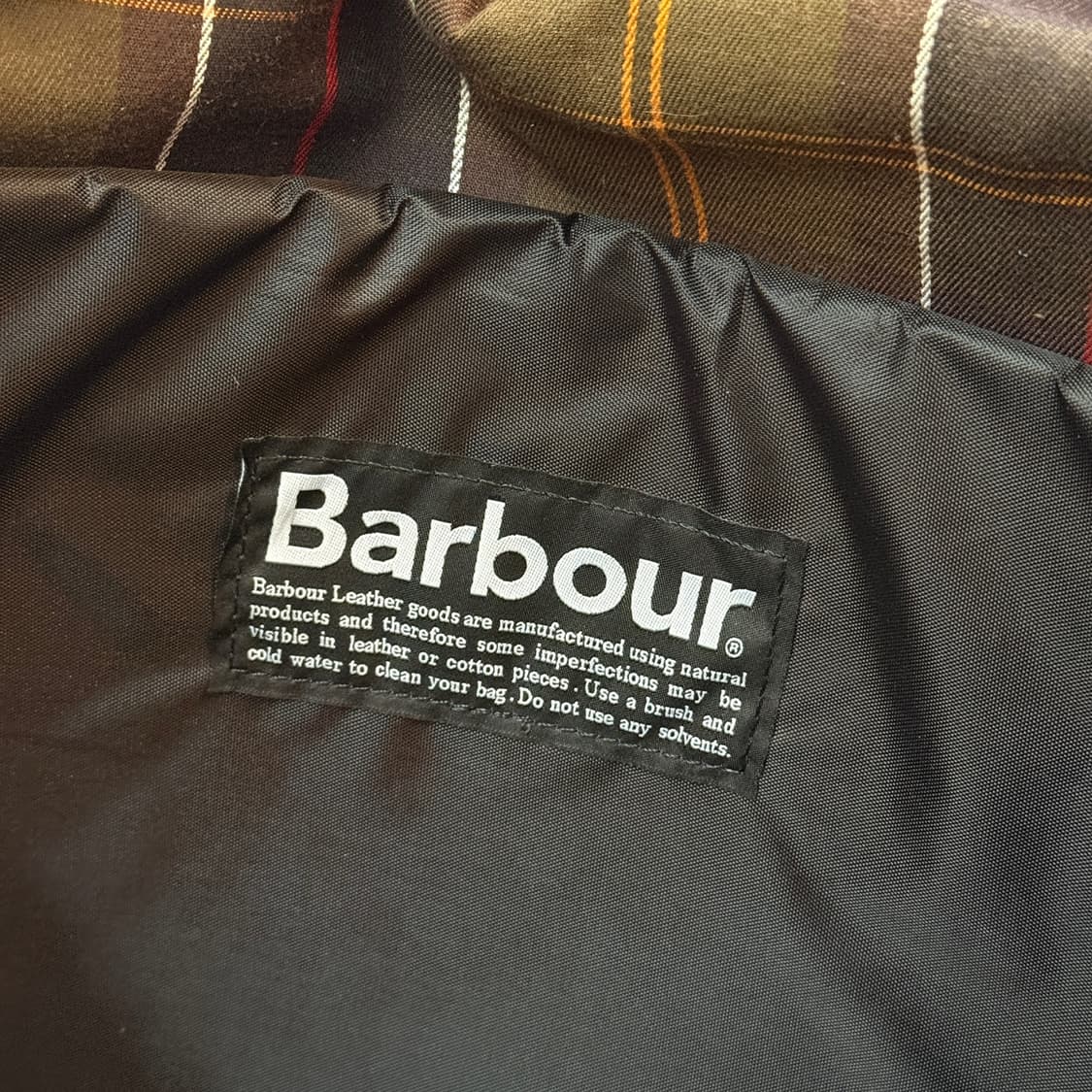 바버 에센셜 왁스 메신저 백 블랙 상품이미지8