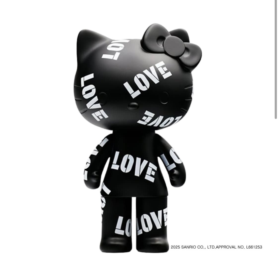 헬로키티 블랙시리즈 LOVE 상품이미지3