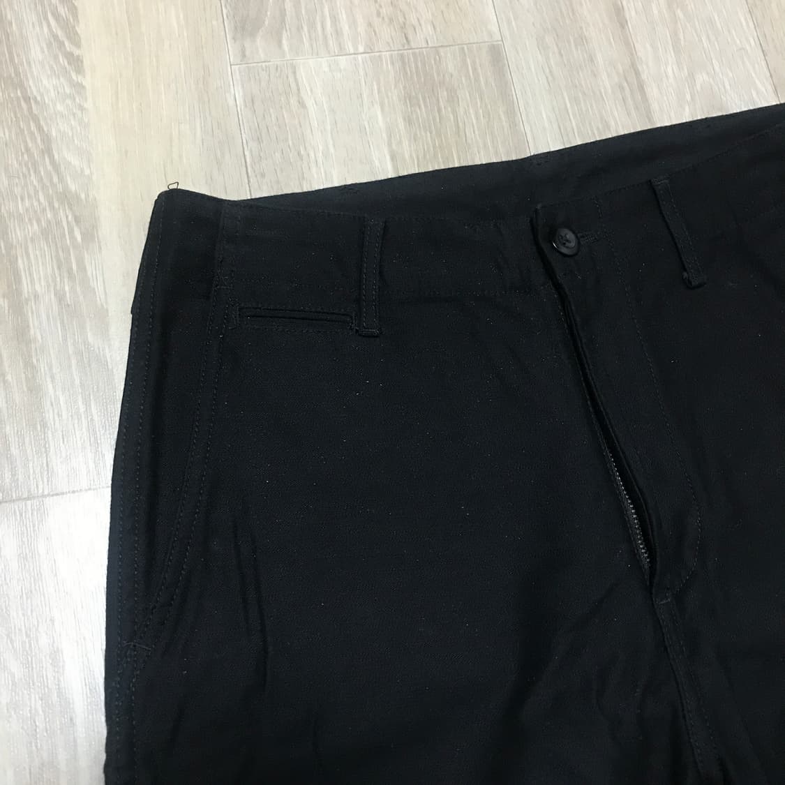 무탠다드 백사틴 오피서 팬츠 28사이즈 블랙 상품이미지4