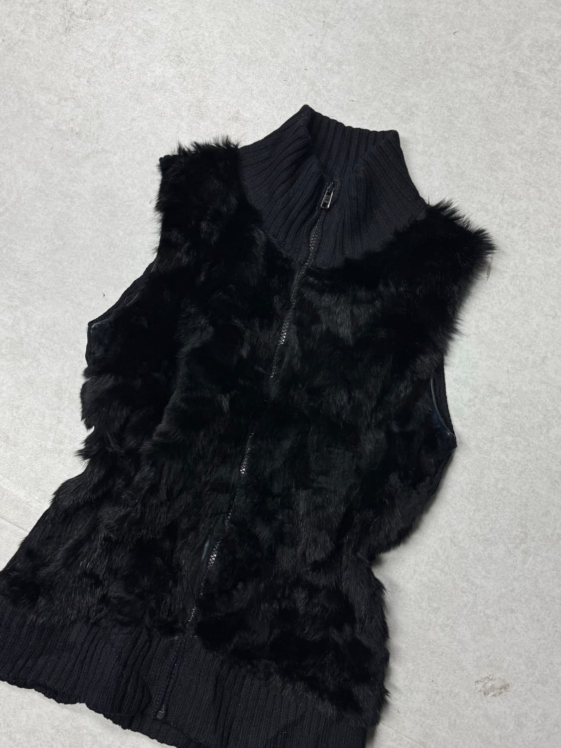 고딕 퍼 니트 베스트  상품이미지2