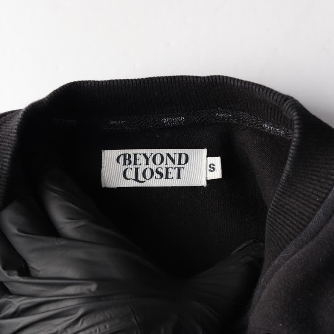 비욘드클로젯 강아지 그래픽 맨투맨 S 상품이미지5