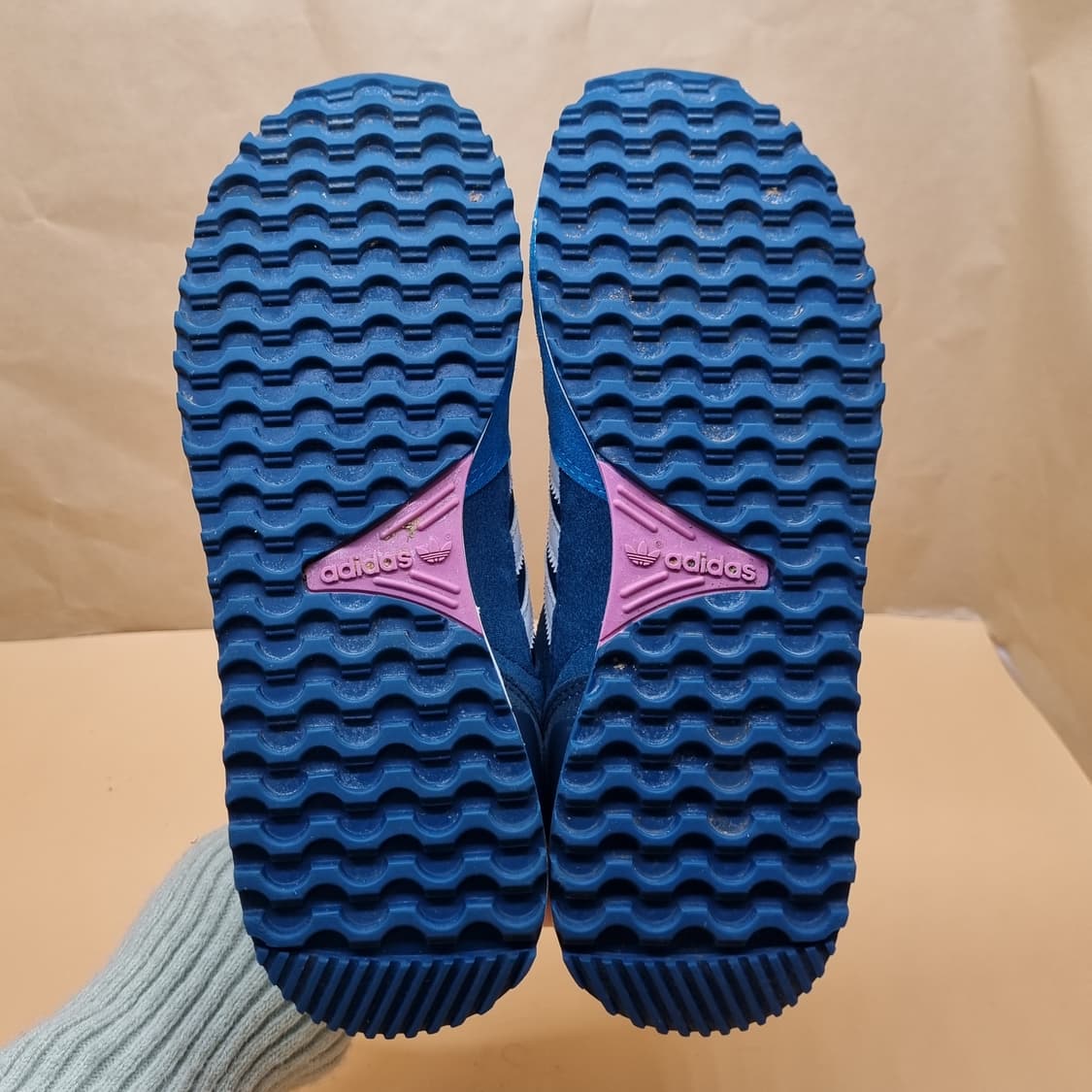 아디다스 ZX700 운동화250  상품이미지3