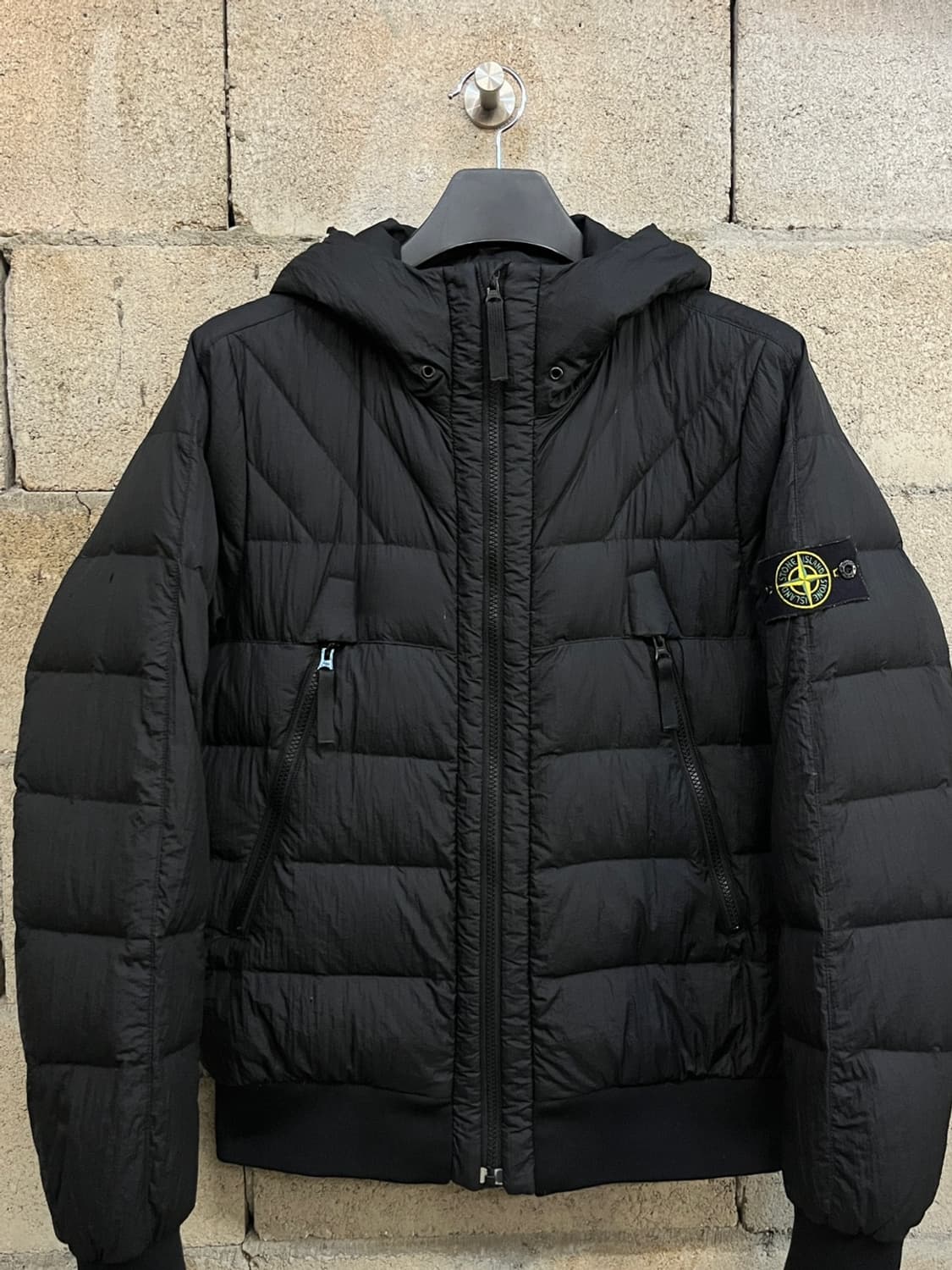 스톤 아일랜드 Opaque 나일론 다운 자켓 상품이미지2