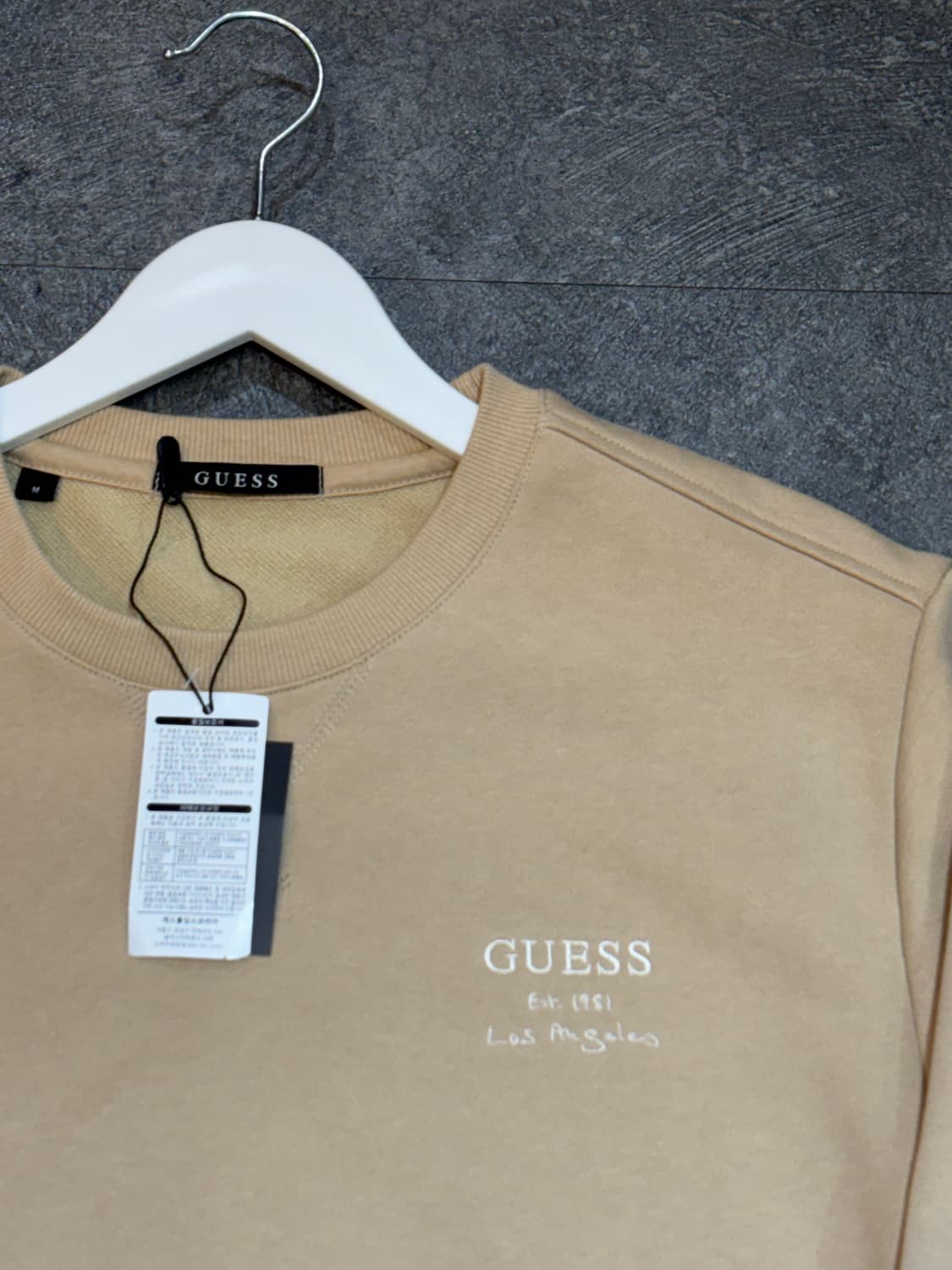 게스 GUESS 새상품 맨투맨 M 상품이미지4