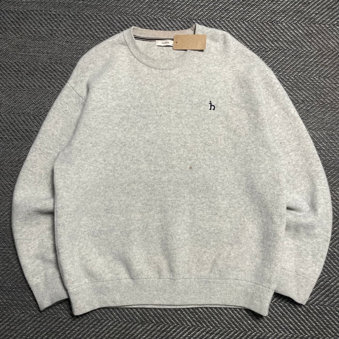 헤지스 자수로고 미니멀 베이직 니트o 5224 상품이미지1