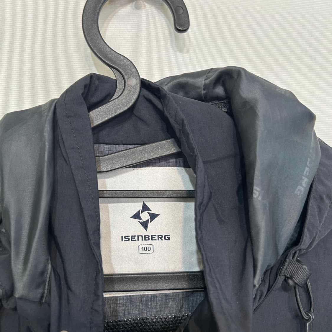 네파 이젠벅 남성 바람막이 100 상태최상 상품이미지2