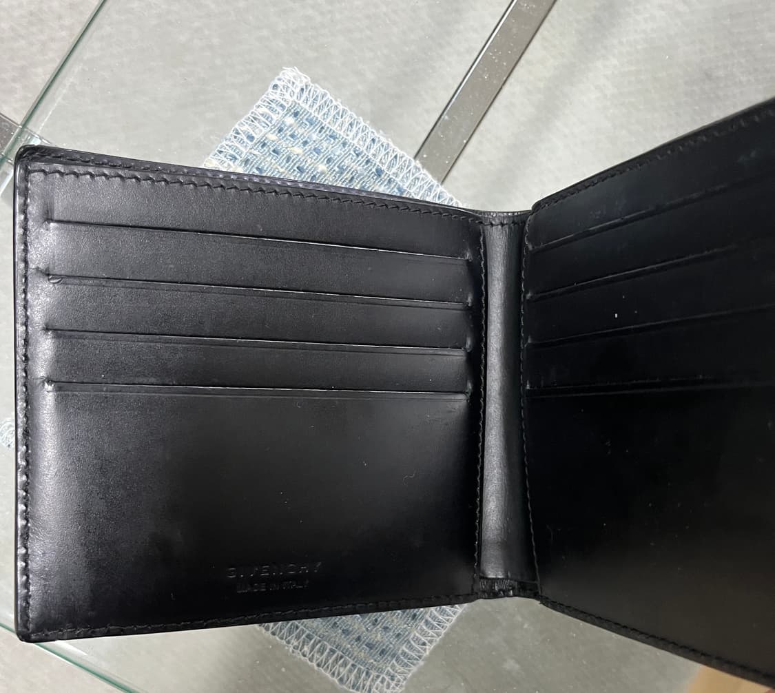 지방시 반지갑 상품이미지3