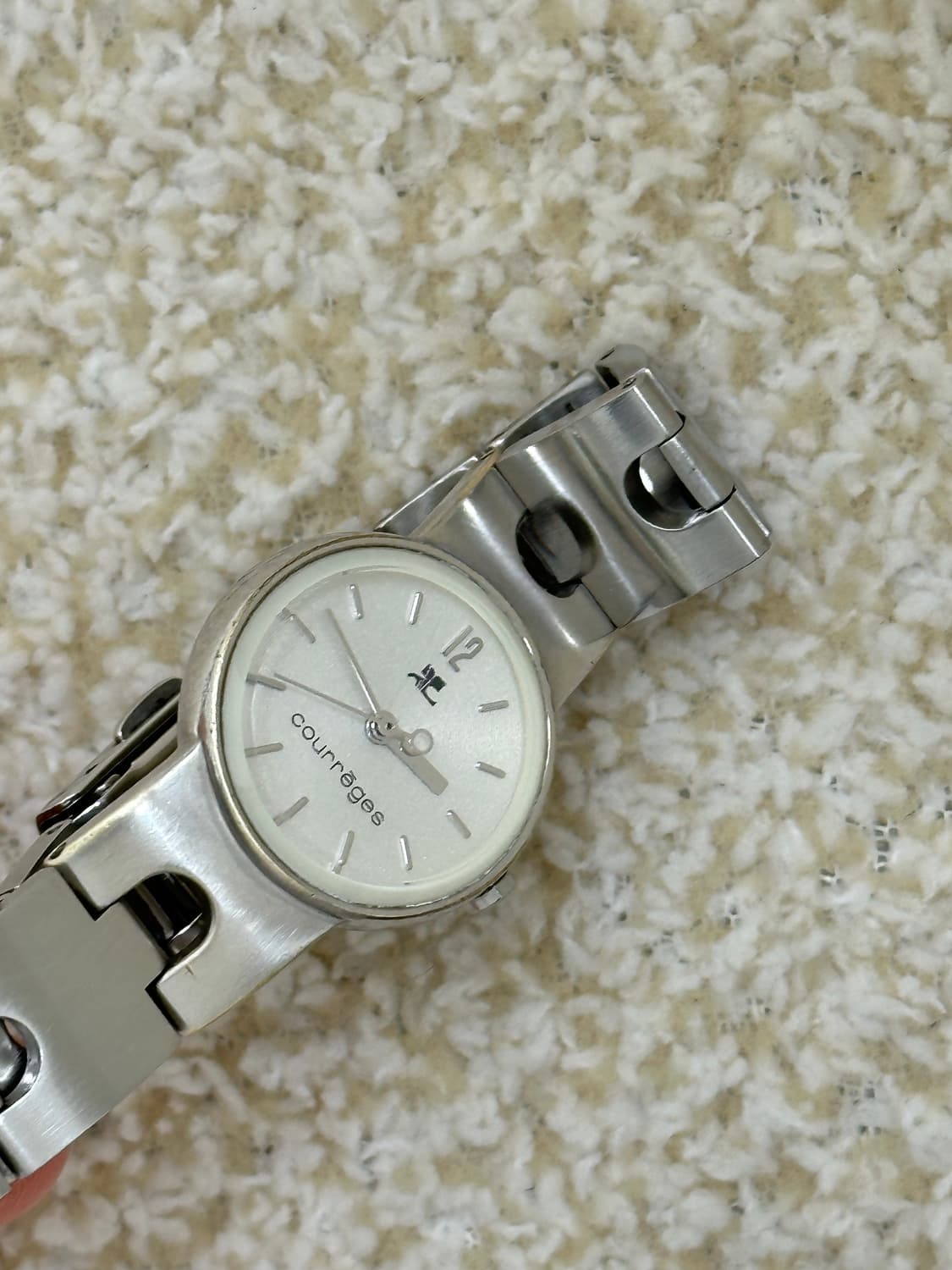 꾸레쥬 시계 상품이미지5