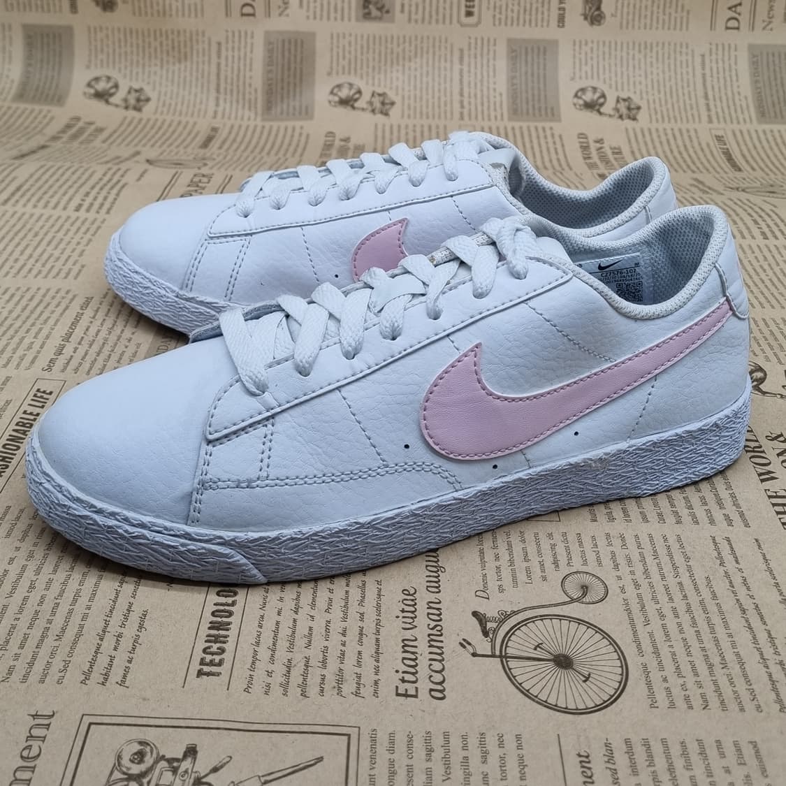 나이키 블레이저 로우 여성스니커즈240 상품이미지1