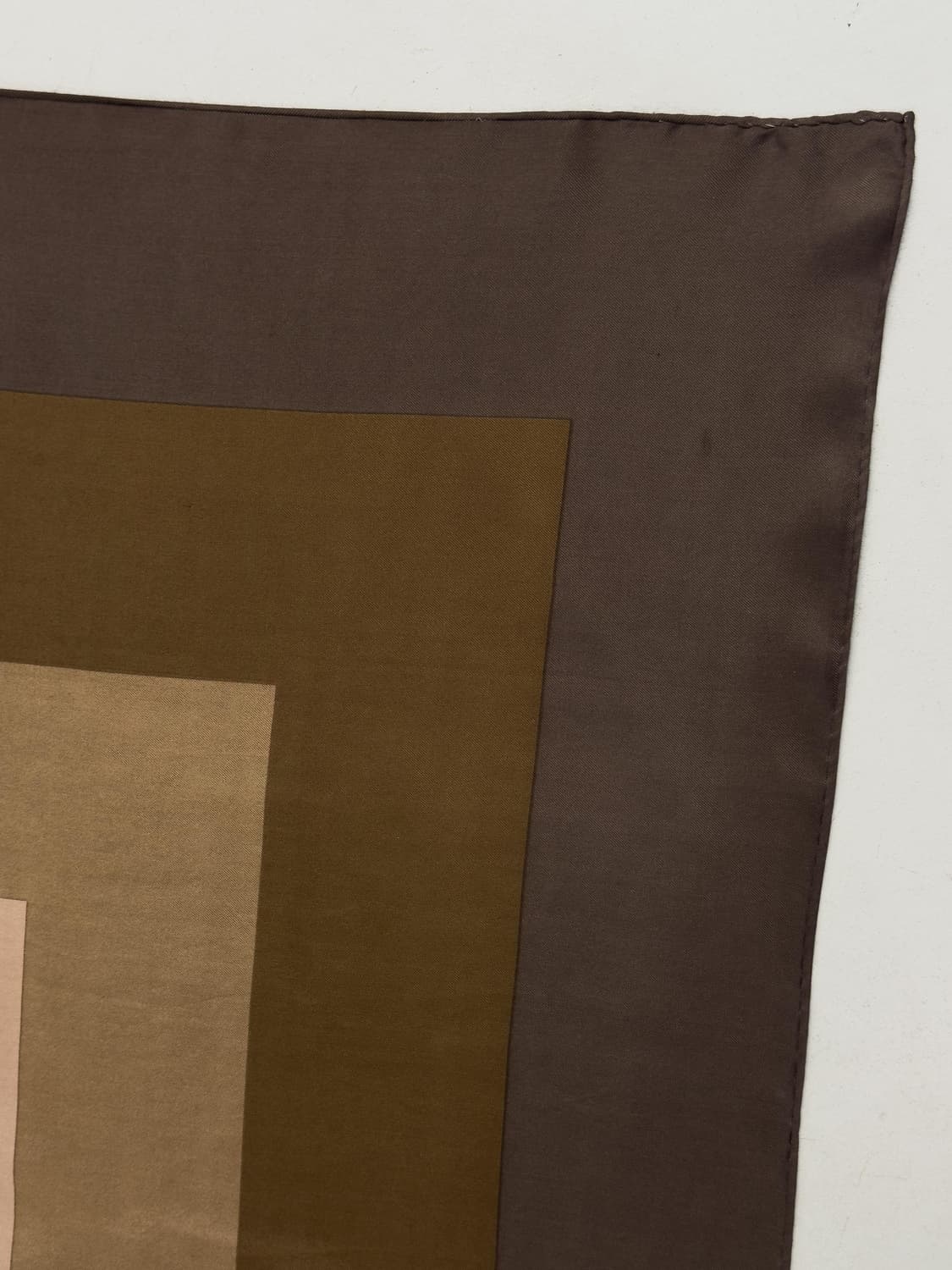 입생로랑 스카프 상품이미지3