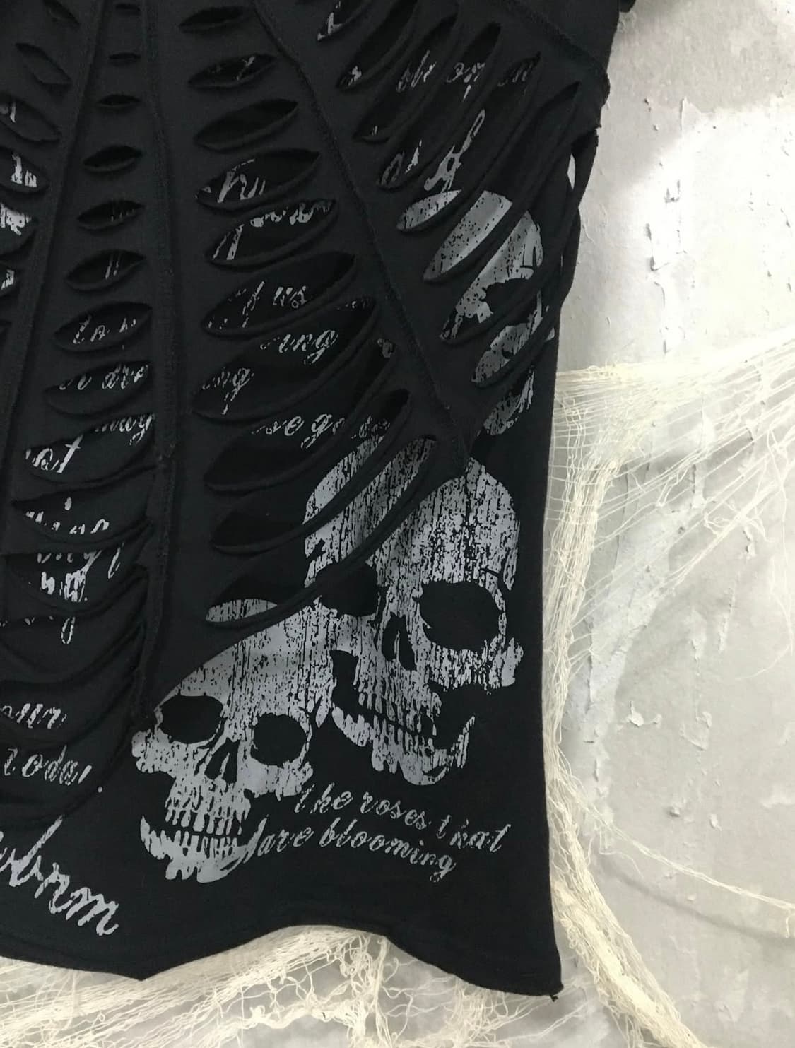 Net Detail Skull Top 상품이미지3