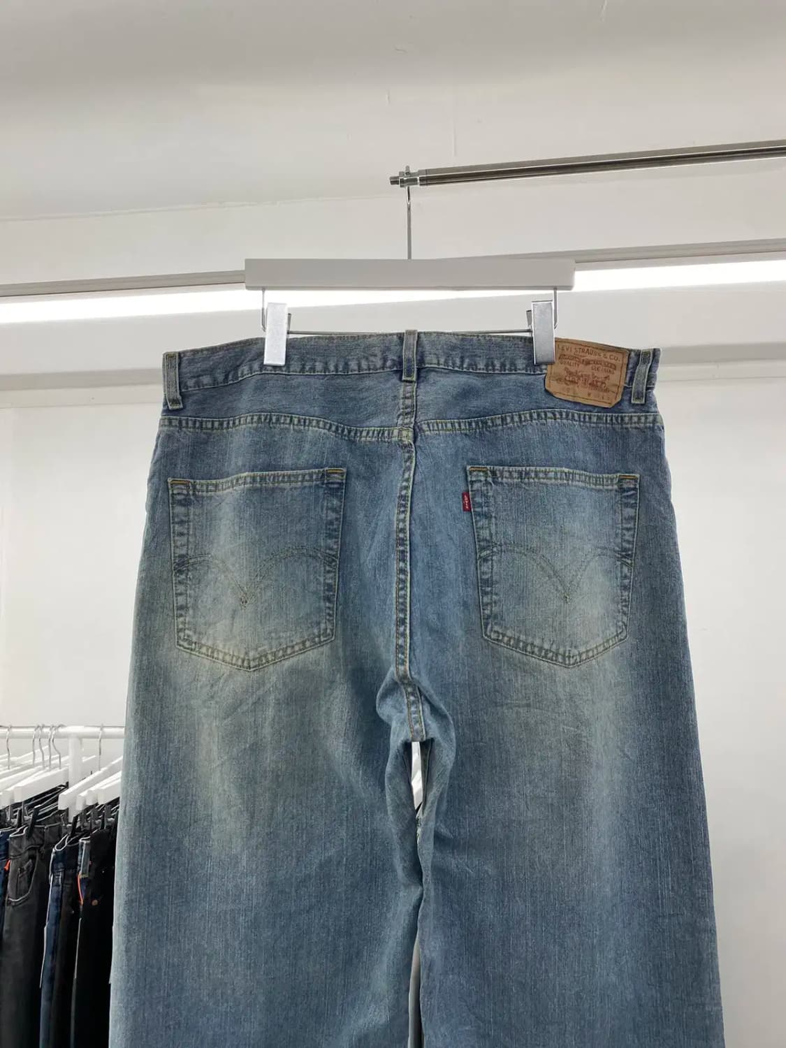 리바이스569 00s 루즈스트레이트 37사이즈 a3845 상품이미지5