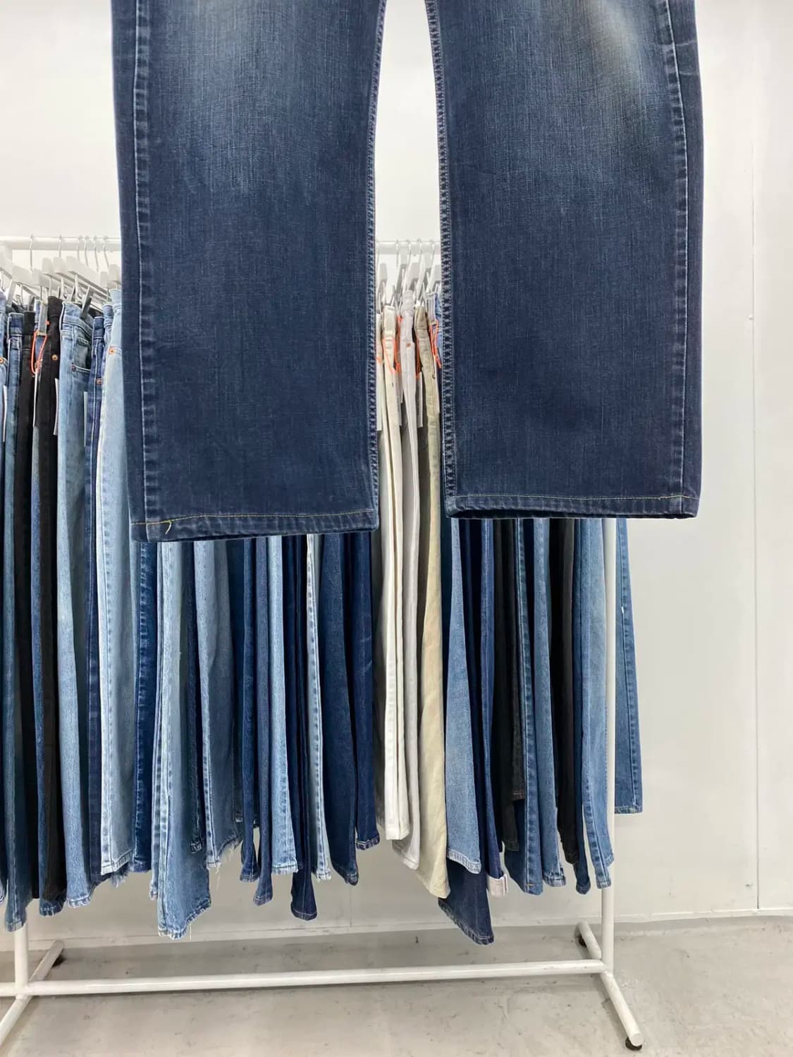 리바이스569 00s 루즈스트레이트 37사이즈 a3851 상품이미지3