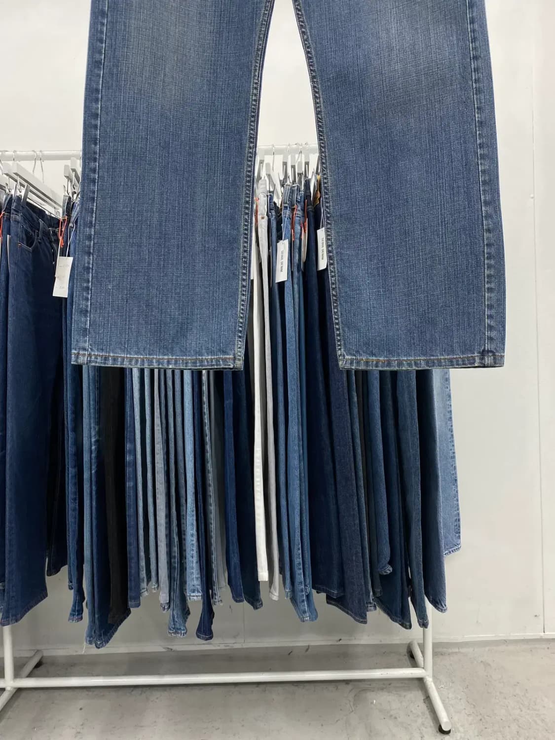 리바이스569 00s 루즈스트레이트 31사이즈 a3901 상품이미지3