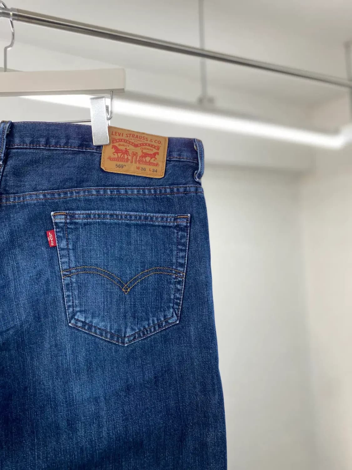 리바이스569 00s 루즈스트레이트 38사이즈 a4047 상품이미지6