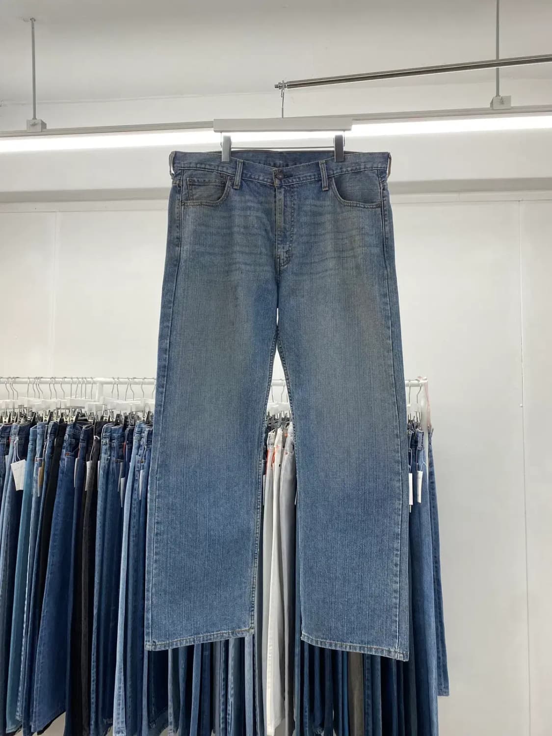 리바이스569 00s 루즈스트레이트 37사이즈 a4048 상품이미지1