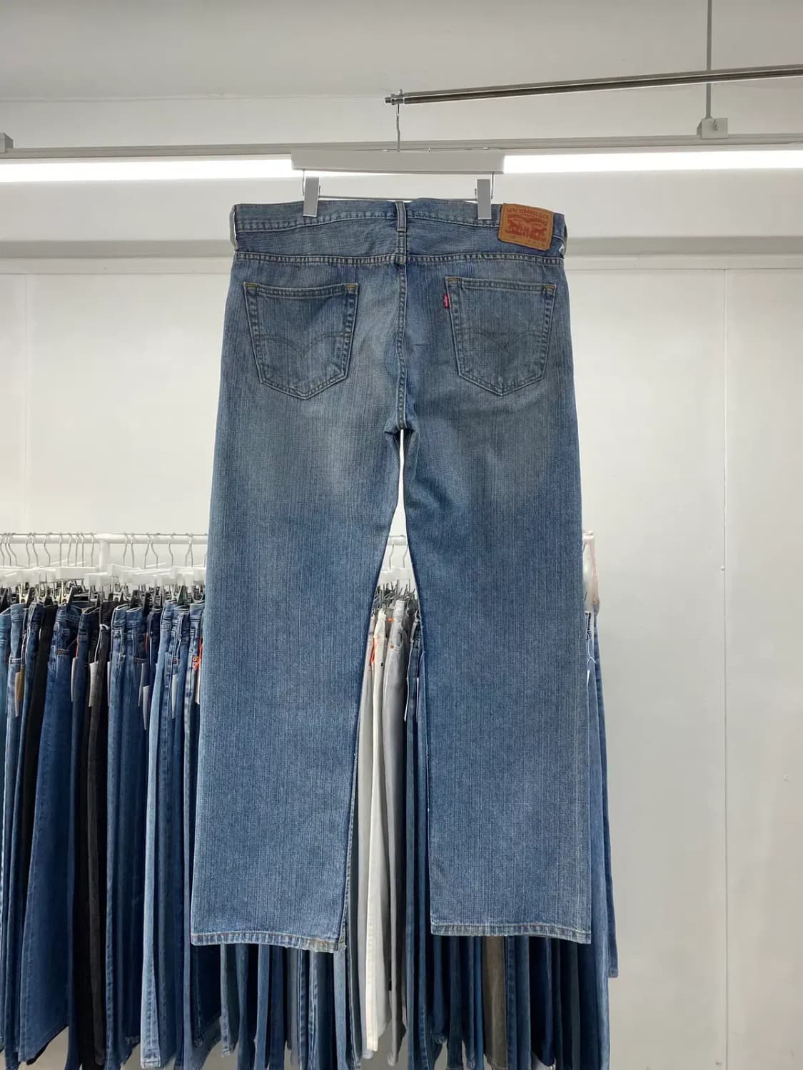 리바이스569 00s 루즈스트레이트 37사이즈 a4048 상품이미지4