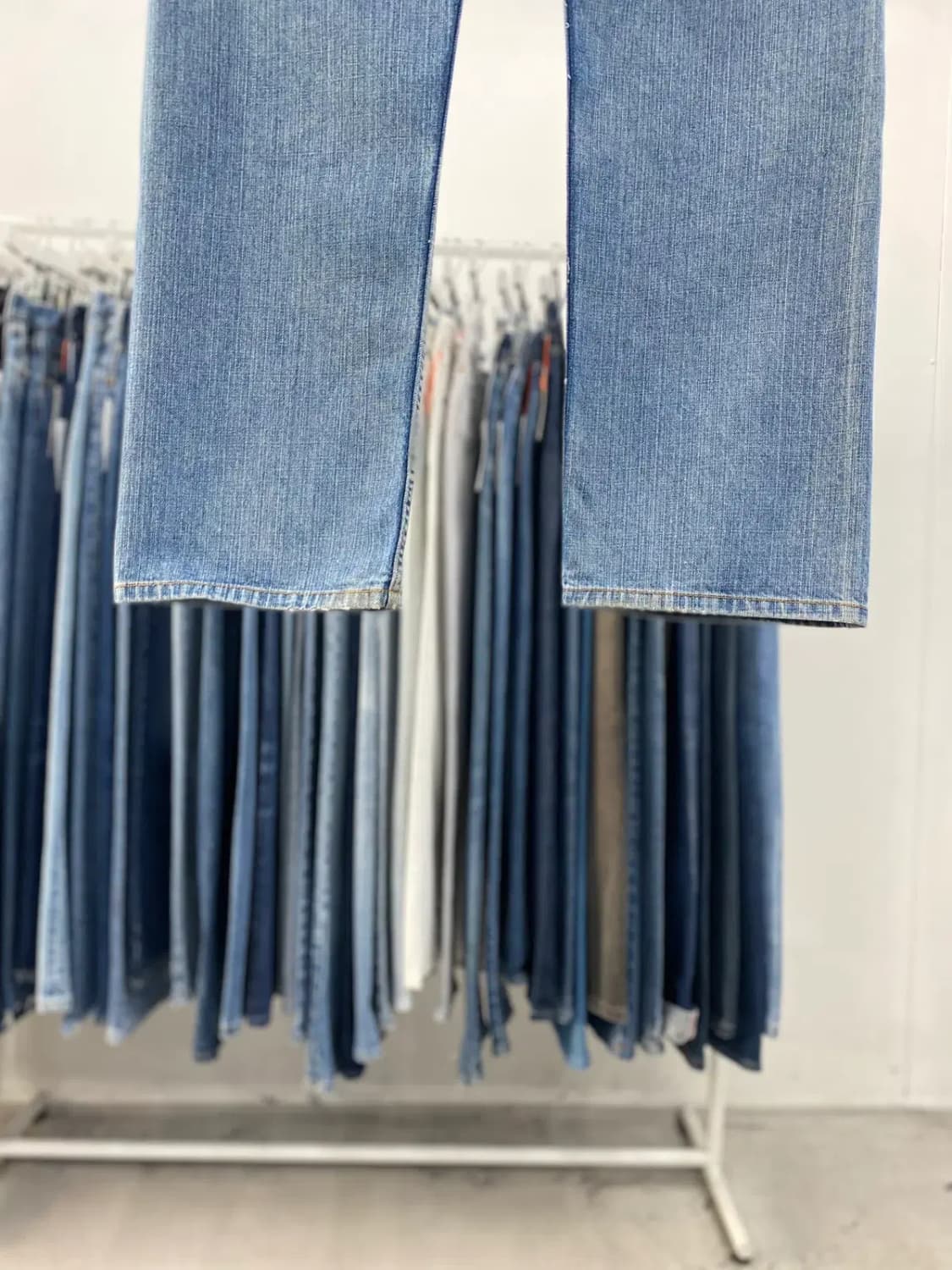 리바이스569 00s 루즈스트레이트 37사이즈 a4048 상품이미지7