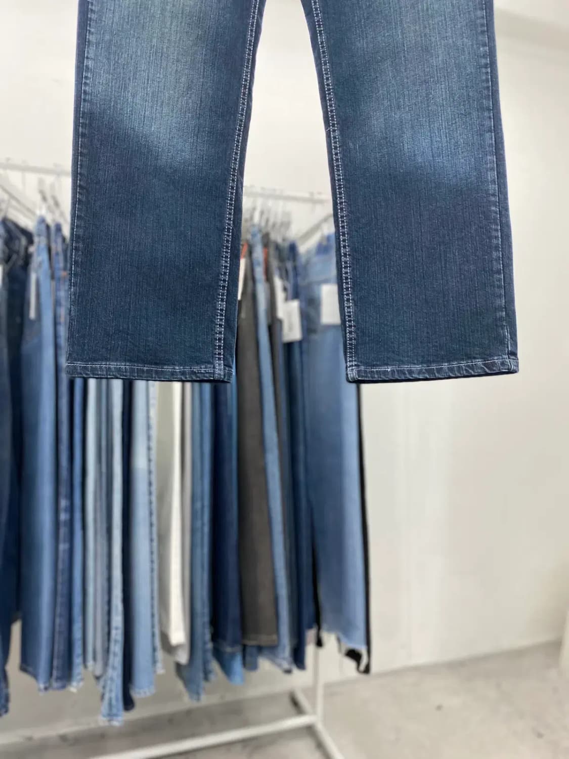 리바이스559 00s 루즈스트레이트 33사이즈 a4069 상품이미지3