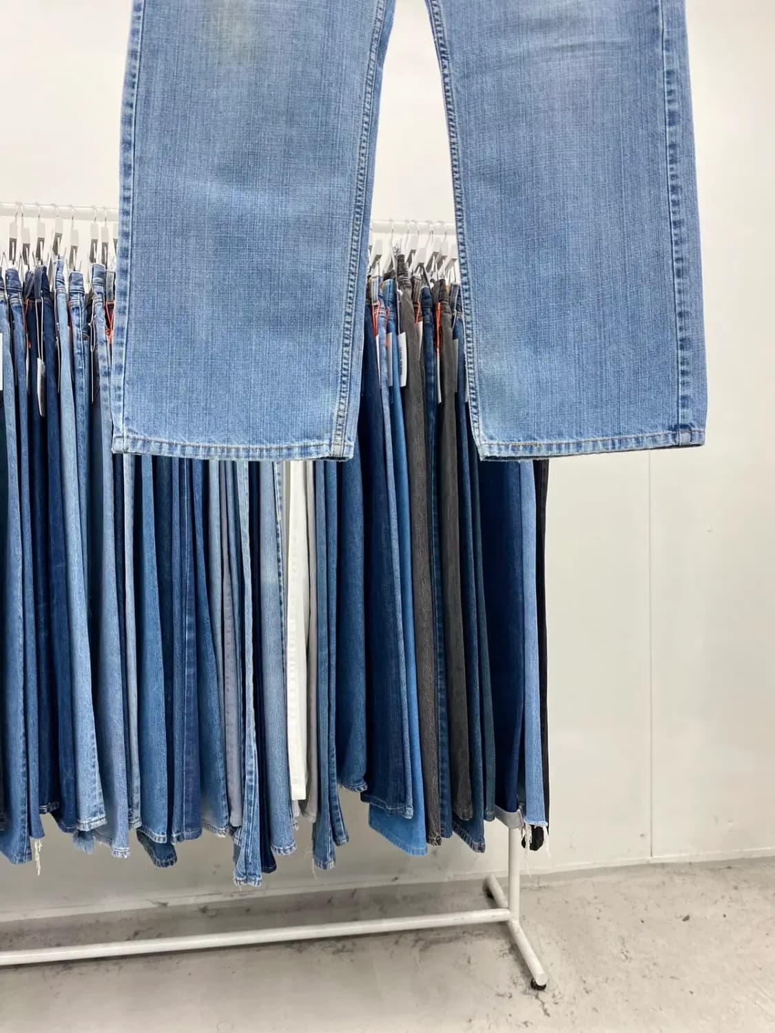 리바이스569 00s 루즈스트레이트 32사이즈 a4088 상품이미지3