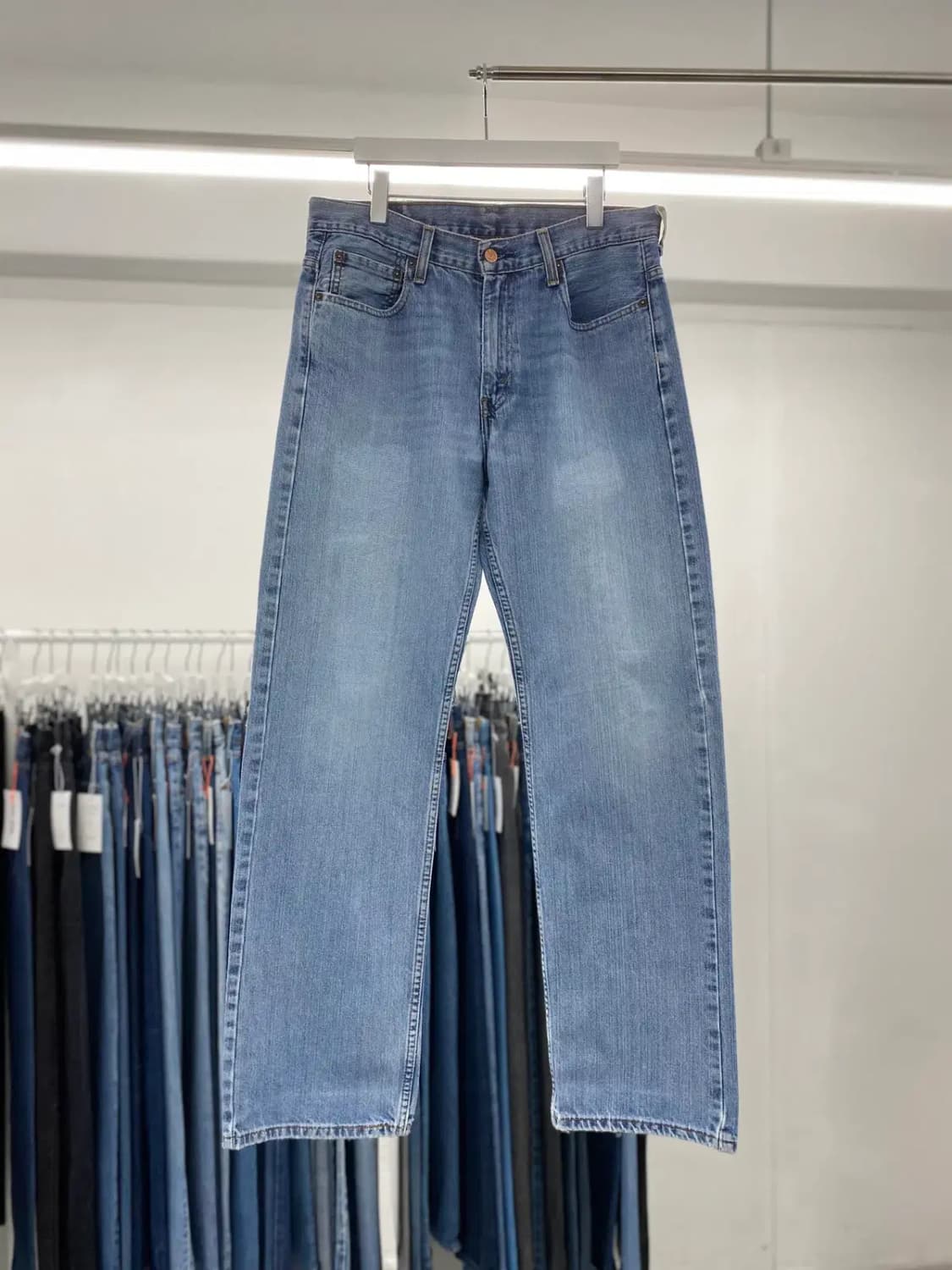 리리바이스569 00s 루즈스트레이트 32사이즈 a4090 상품이미지1