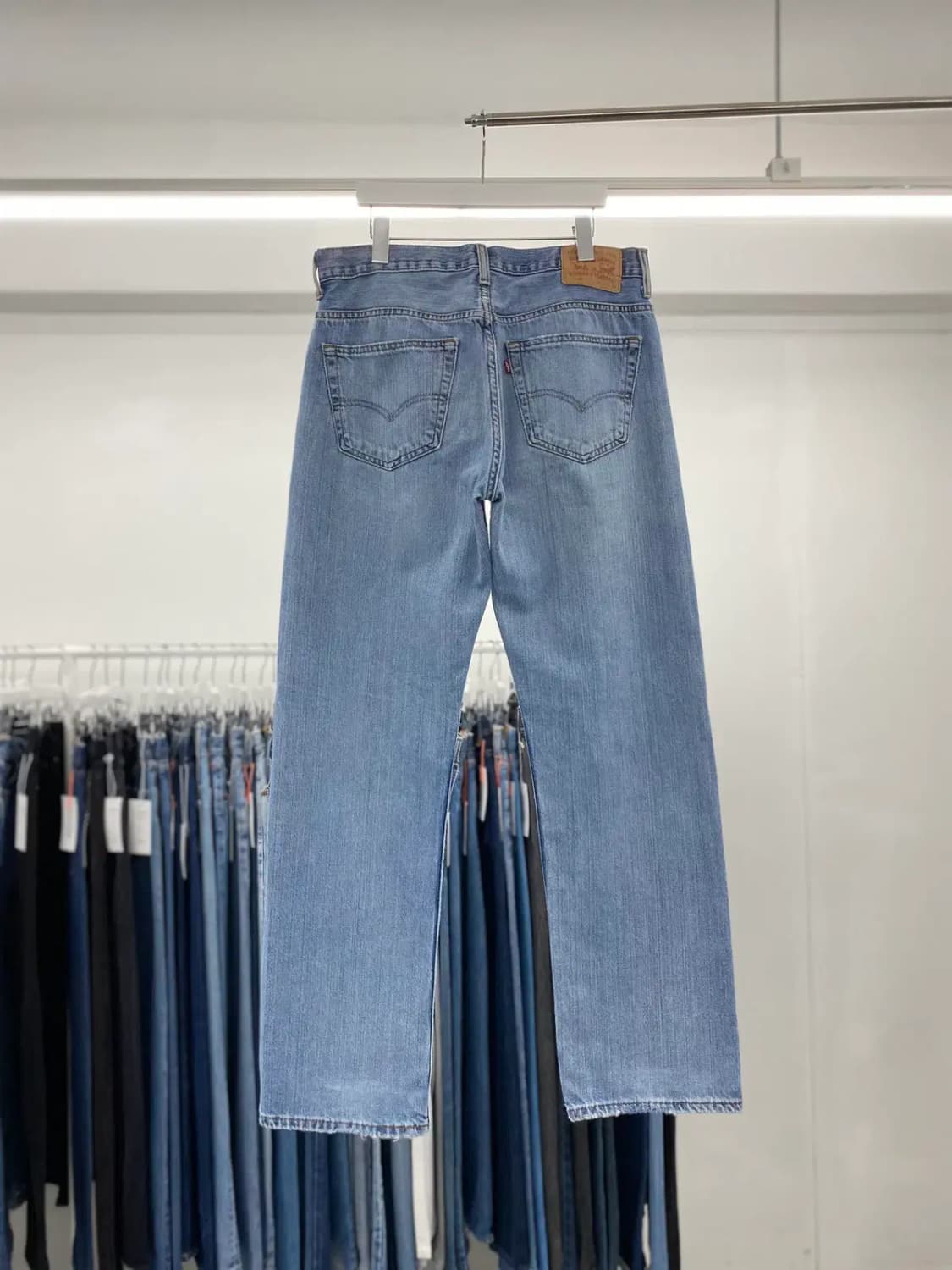 리리바이스569 00s 루즈스트레이트 32사이즈 a4090 상품이미지4