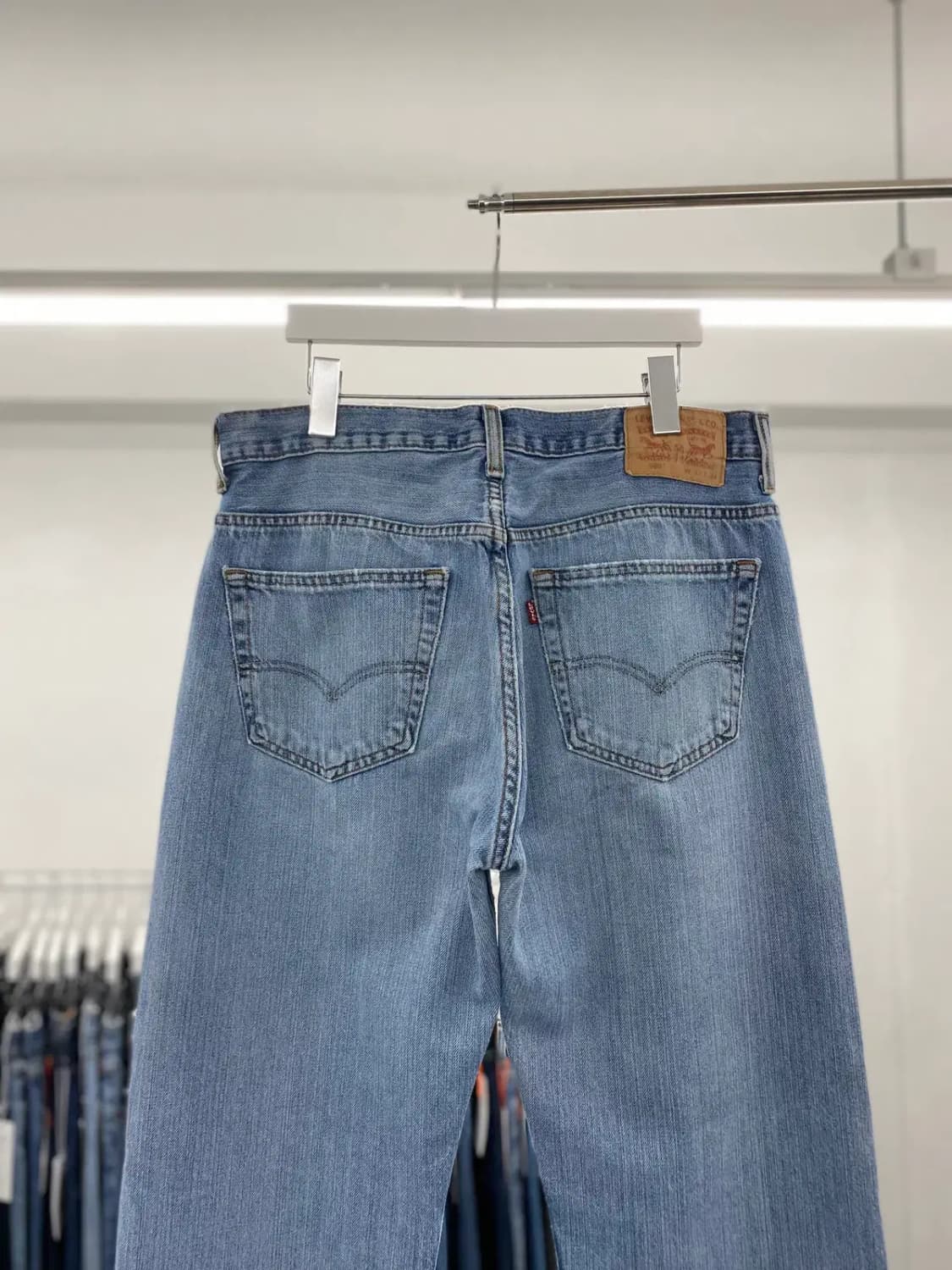 리리바이스569 00s 루즈스트레이트 32사이즈 a4090 상품이미지5