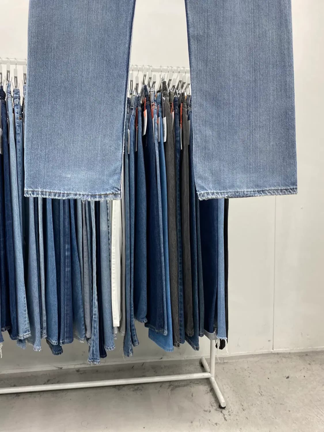 리리바이스569 00s 루즈스트레이트 32사이즈 a4090 상품이미지7