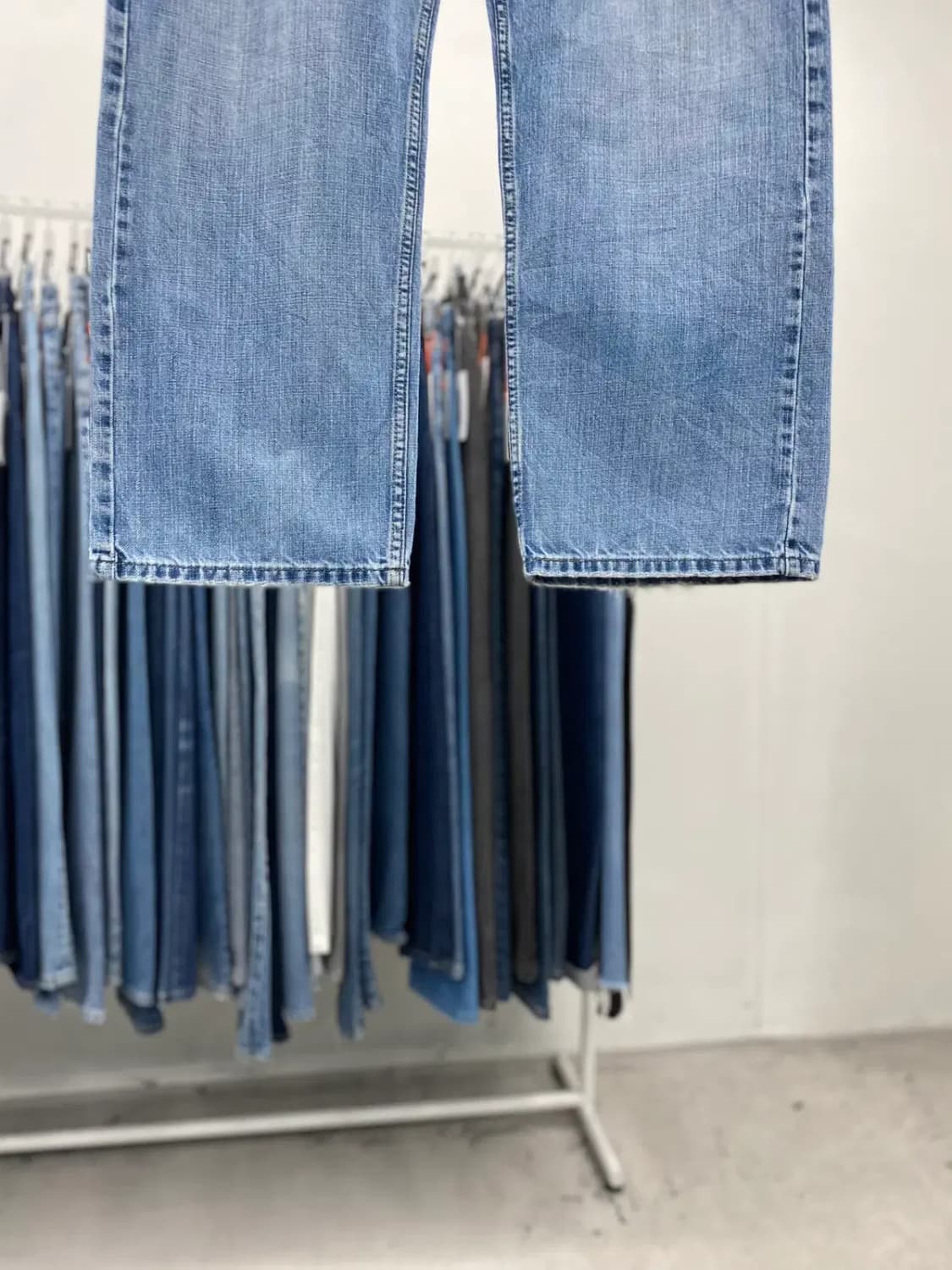 리바이스569 00s 루즈스트레이트 36사이즈 a4092 상품이미지3