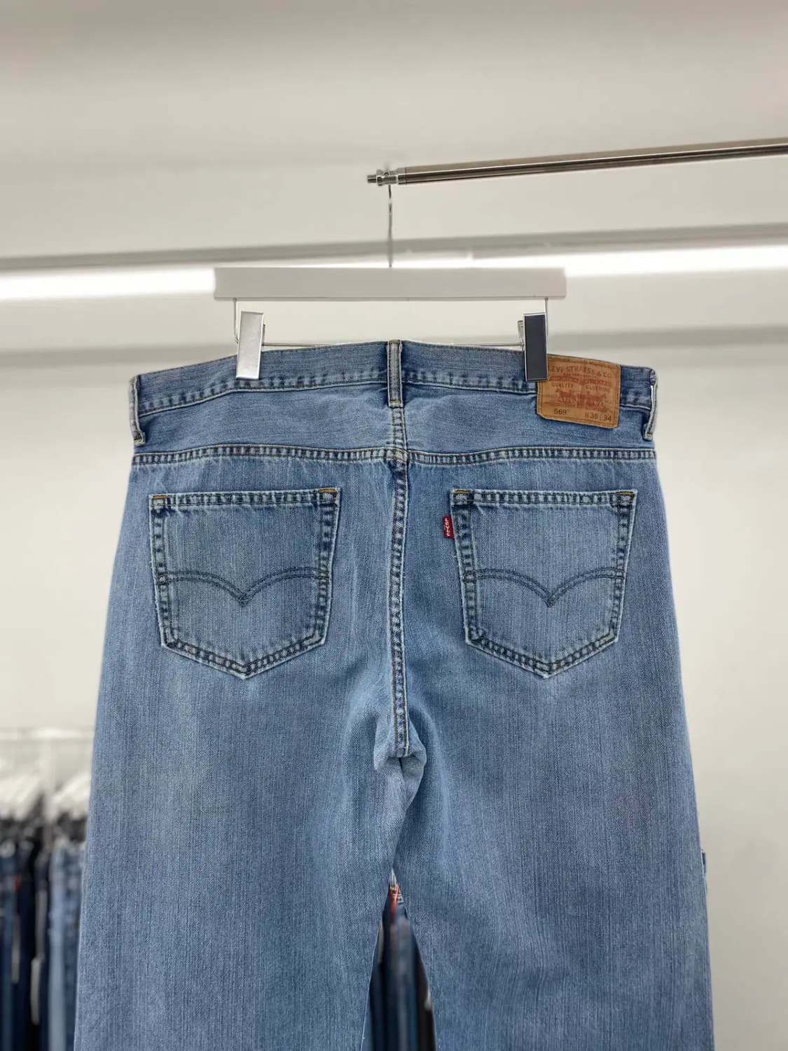 리바이스569 00s 루즈스트레이트 37이즈 a4119 상품이미지5