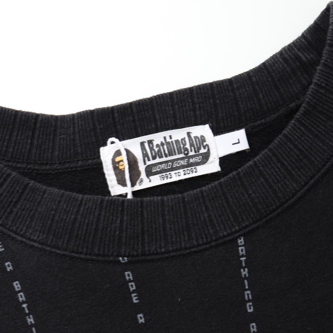 베이프 A BATHING APE Text Stripe Crewneck 상품이미지7