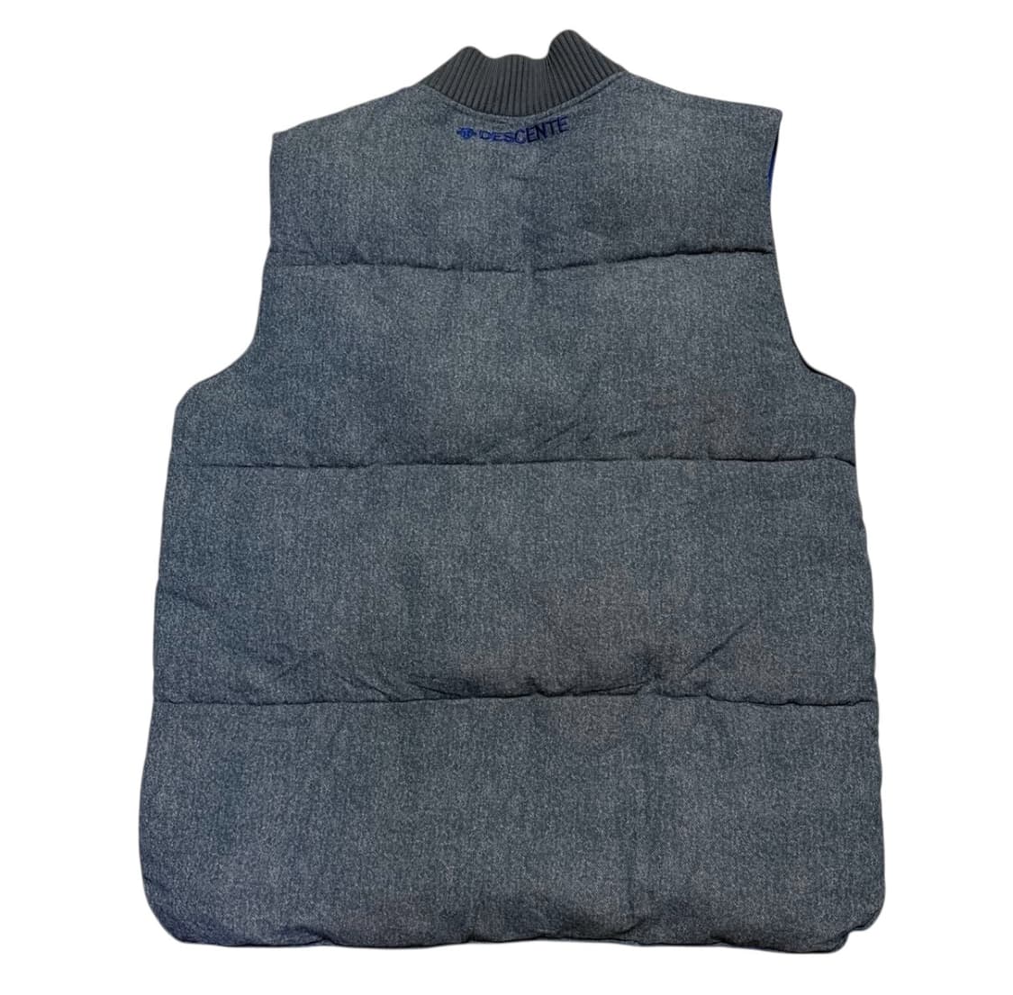 데상트 사이드로고 패딩조끼 상품이미지3