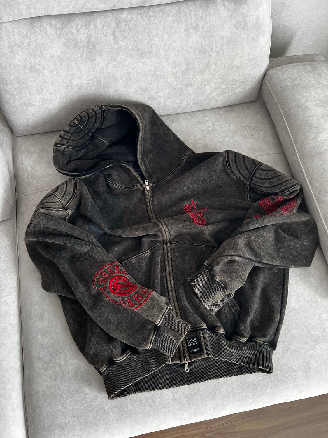 인세인개러지 숄더 패디드 후드집업 상품이미지3