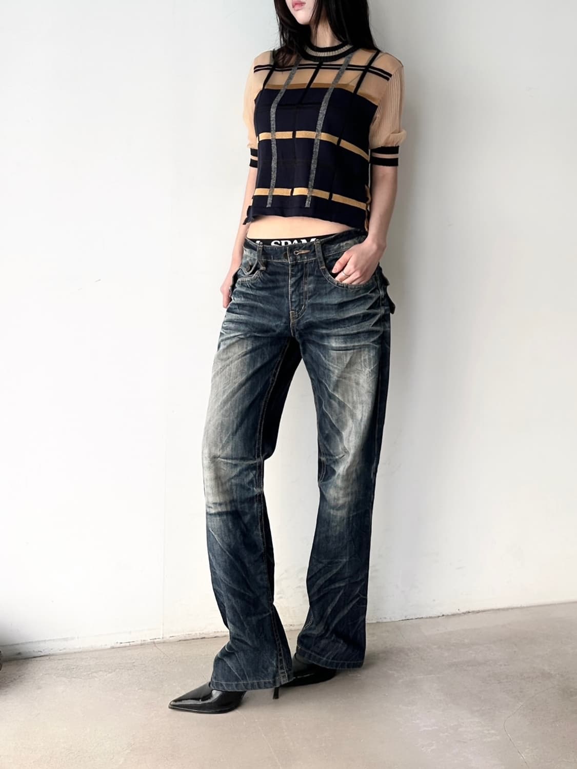 Grid sheer classic top / beige & navy 상품이미지4