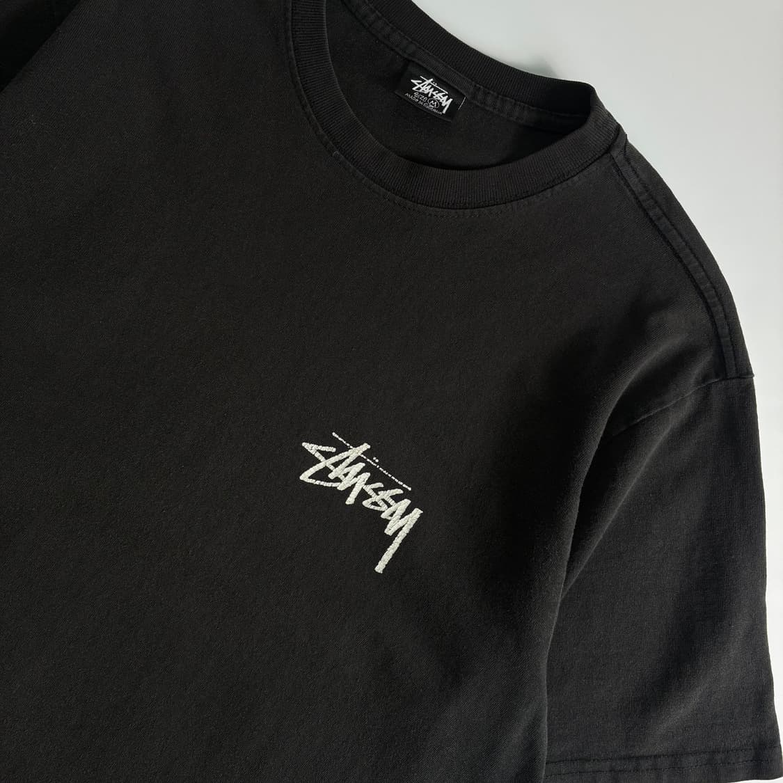 Stussy  스투시 워더드 플라워 블랙 반팔 티셔츠  상품이미지5