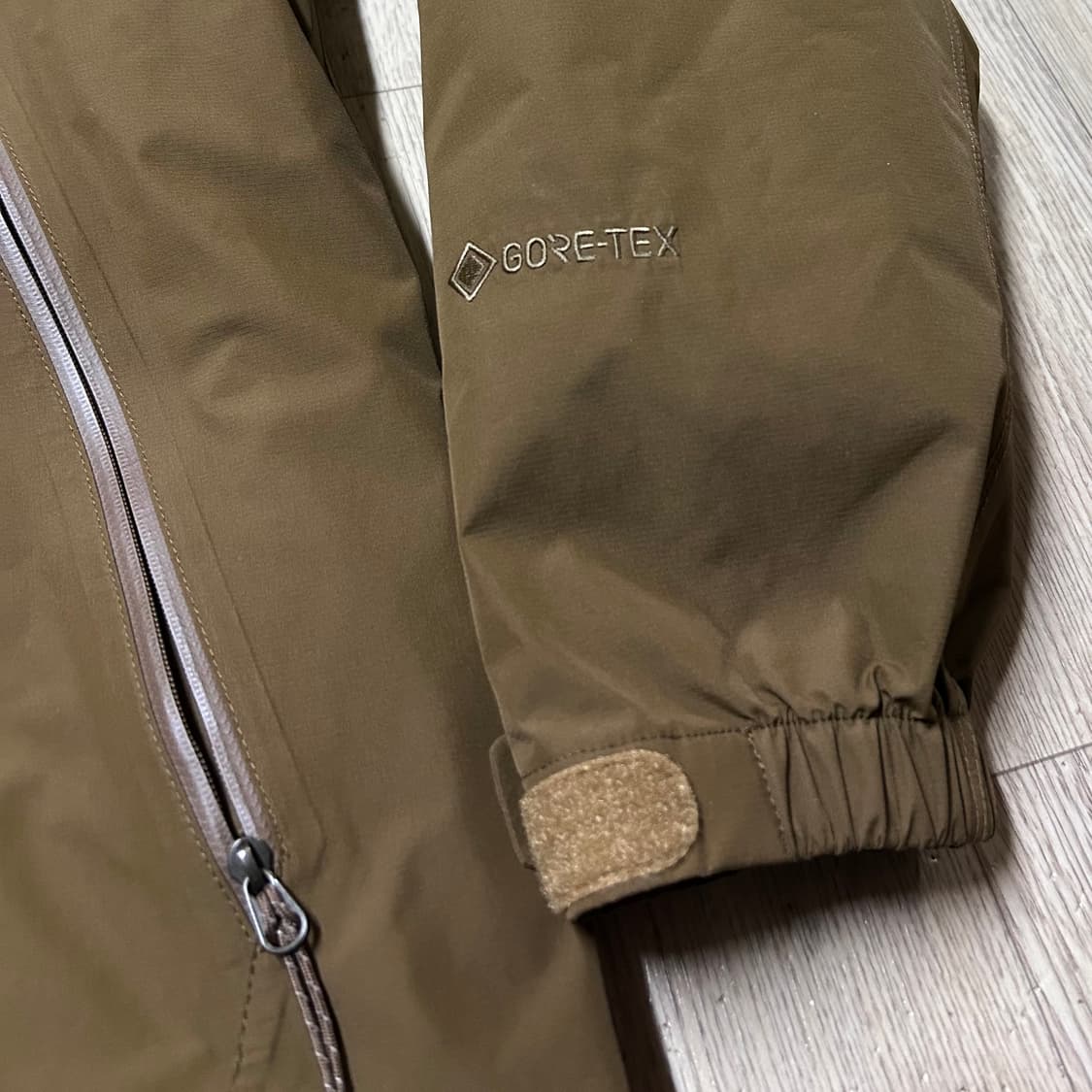 코오롱 2겹 고어텍스 자켓 경량패딩 105 상품이미지4