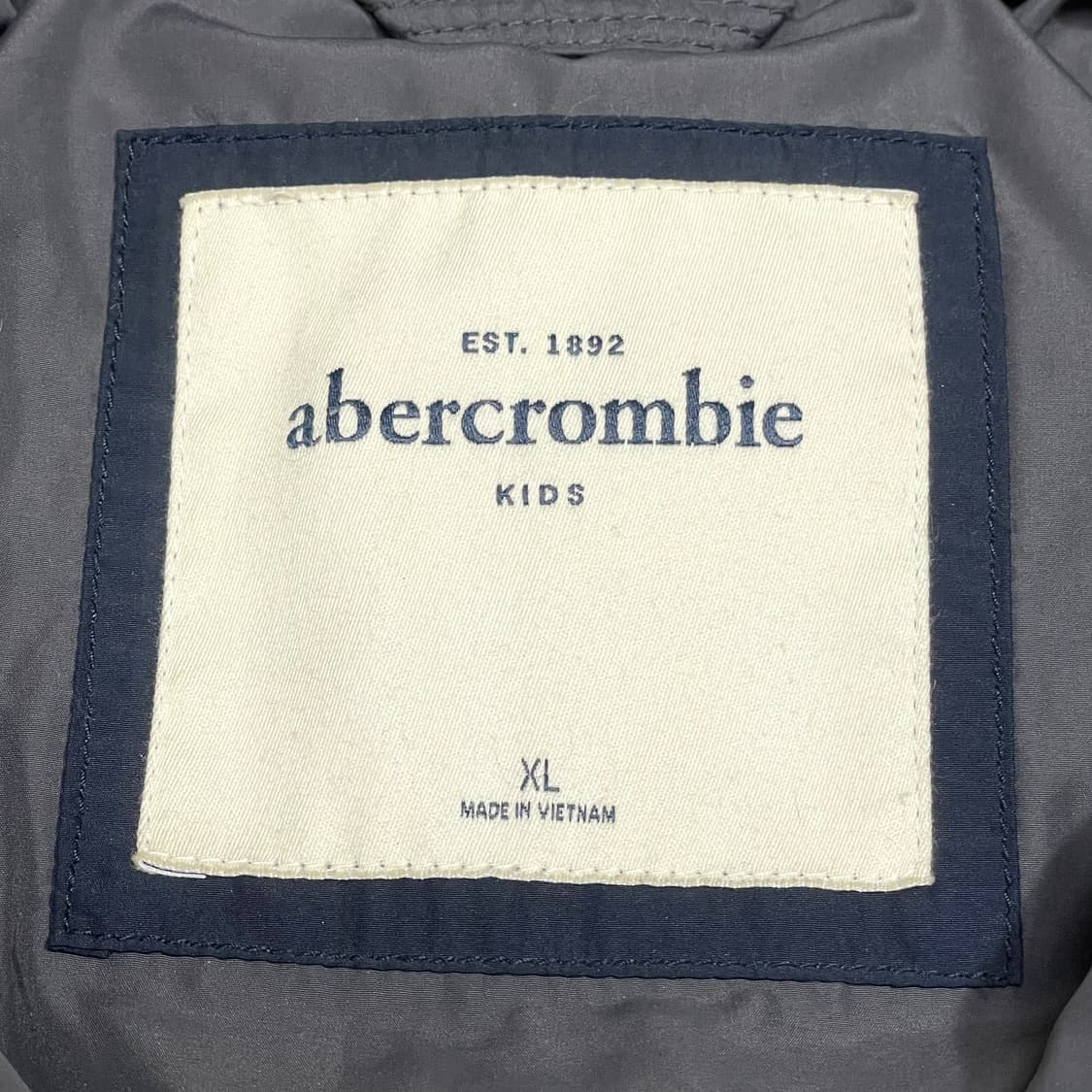 아베크롬비 차콜 다운 패딩 점퍼여성XS 상품이미지7